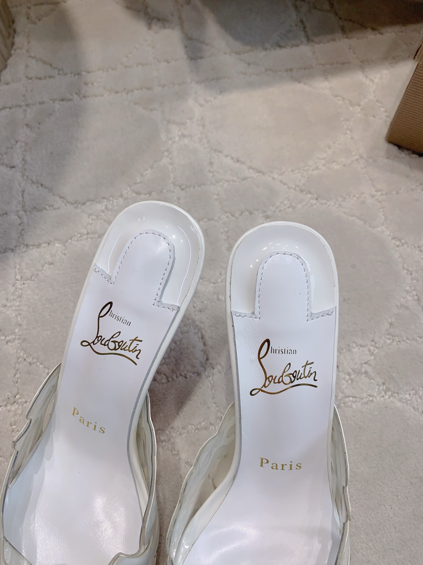 Christian Louboutin’s New Sexy Heels Collection: P792 and P816 Styles - 图片 5