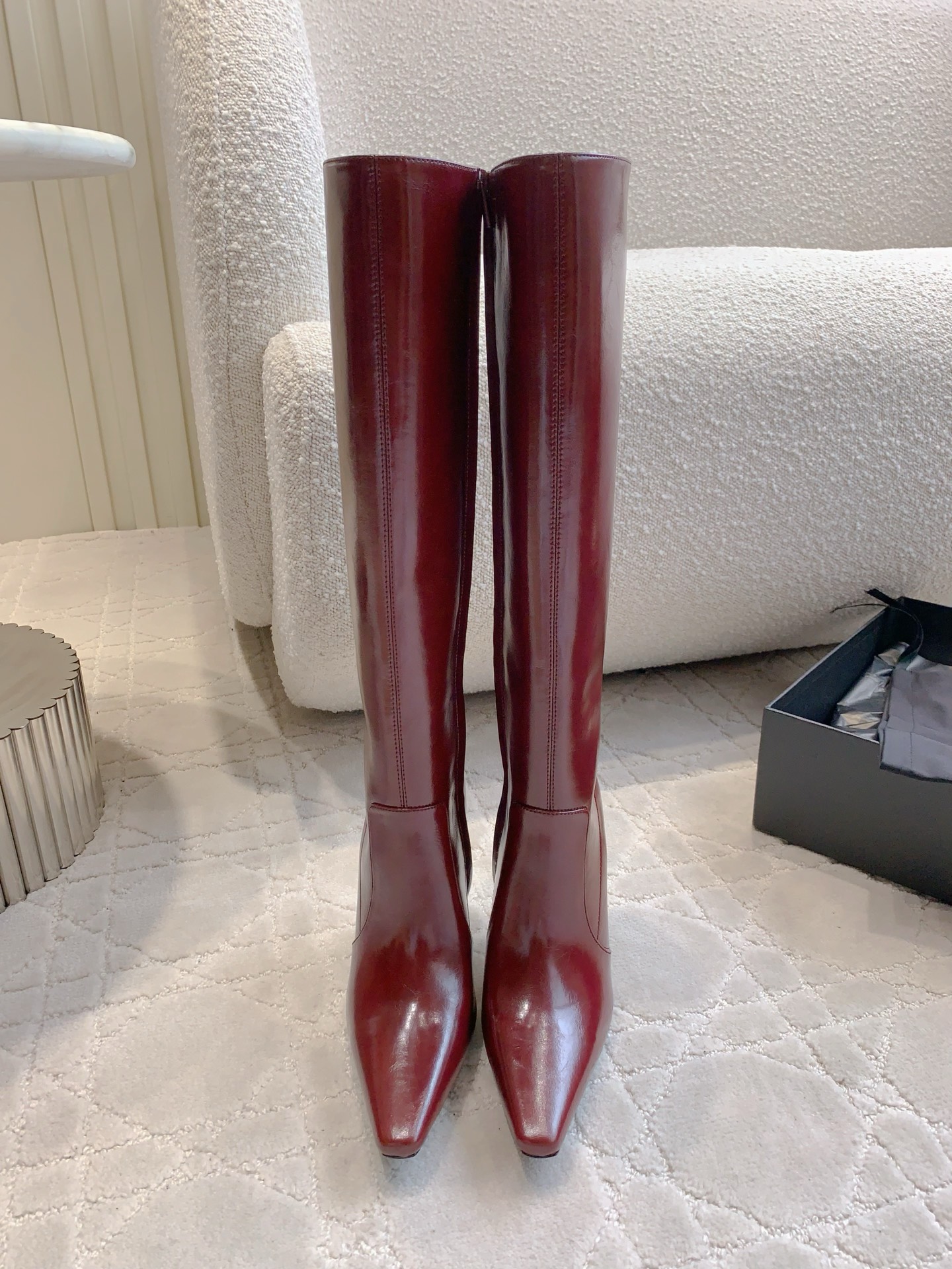 NO:468257,YS* new high-heeled boots Yang Shulin understands the most womanly heart and does not accept refutation. Super invincible feminine artifact. Upper beaded cowhide inner cowhide Italian leather outsole heel height 10cm size 35-39 (customized for 40), boots, boots, cowhide, Leather soles19860909YS*新款高跟长靴 杨树林最懂女人心 不接受反驳 超级无敌女人味神器 鞋面开边珠牛皮 内里牛皮 意大利真皮大底 跟高10cm 尺码35-39（40定做）,靴子,boots,cowhide,Leather soles,Women's Shoes