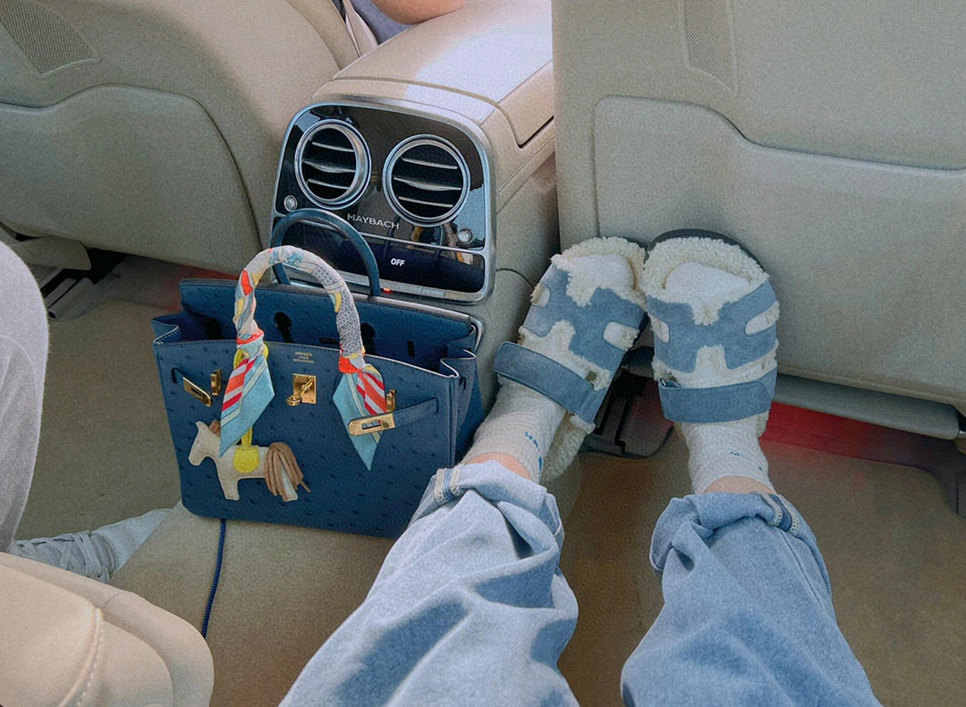 NO:486815,Footwear demonstration, fur shoes and slippers19860909上脚示范,毛毛鞋拖鞋,slippers,Women's Shoes