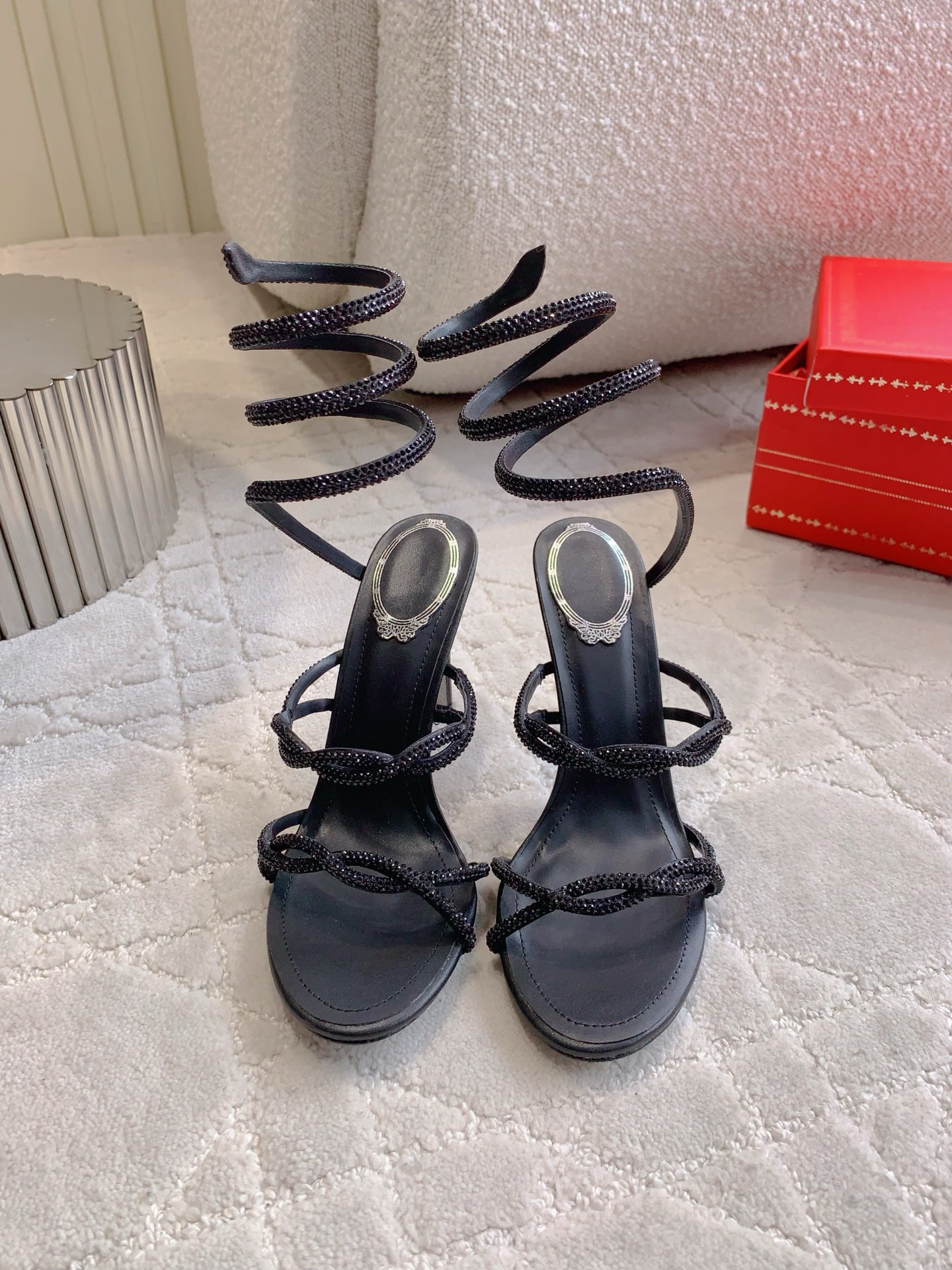 NO:545415,Ren* Caovill* serpentine rhinestone high heel sandals are full of fairy spirit and can be called a craft!   Silk super flashing rhinestone footbed sheepskin Italian leather outsole Heel height 9.5cm Size 35-39 (34 40 41 42 43 Custom made), high heels sandals, sandals, high heels, sheepskin, real silk, Leather soles19860909Ren* Caovill*蛇形水钻高跟凉鞋 上脚仙气十足 堪称工艺品！  鞋面真丝超闪水钻 垫脚羊皮 意大利真皮大底 跟高9.5cm 码数35-39（34 40 41 42 43定做）,高跟鞋凉鞋,sandals,high heels,sheepskin,real silk,Leather soles,Women's Shoes