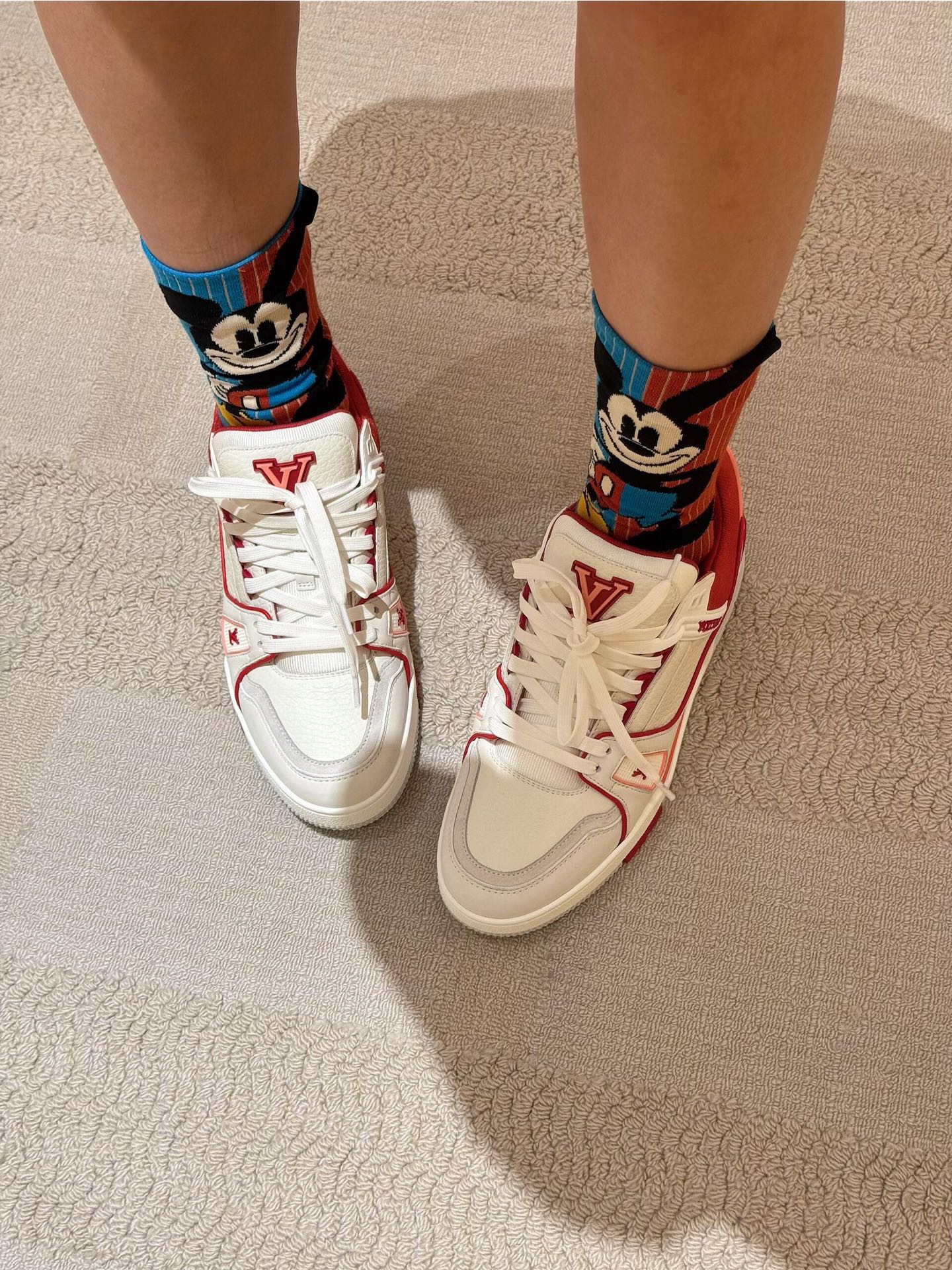 NO:560042,On-foot demonstration, casual shoes/sports shoes, sneakers19860909上脚示范,休闲鞋/运动鞋,sneakers,Women's Shoes