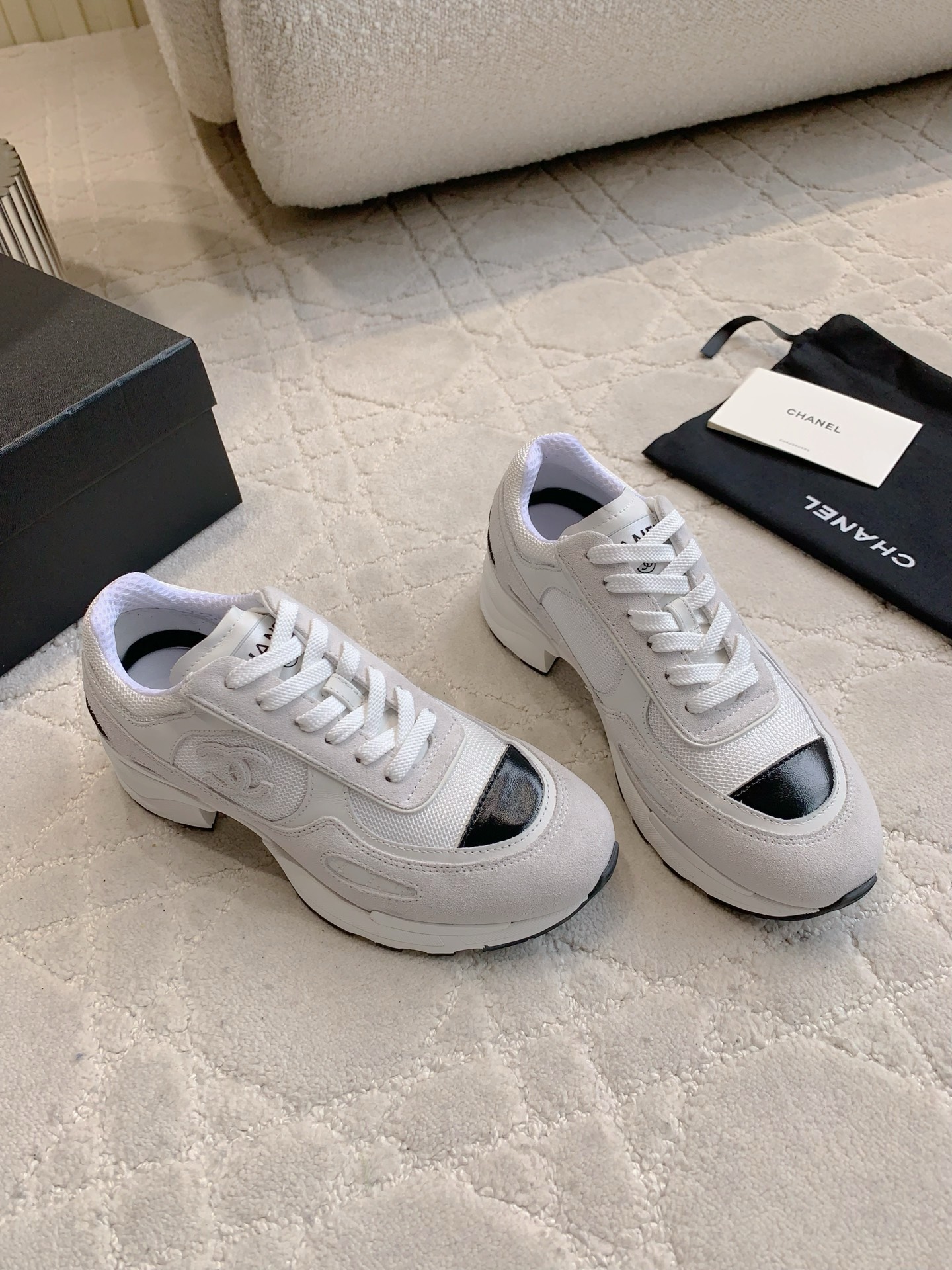 Кроссовки Chanel