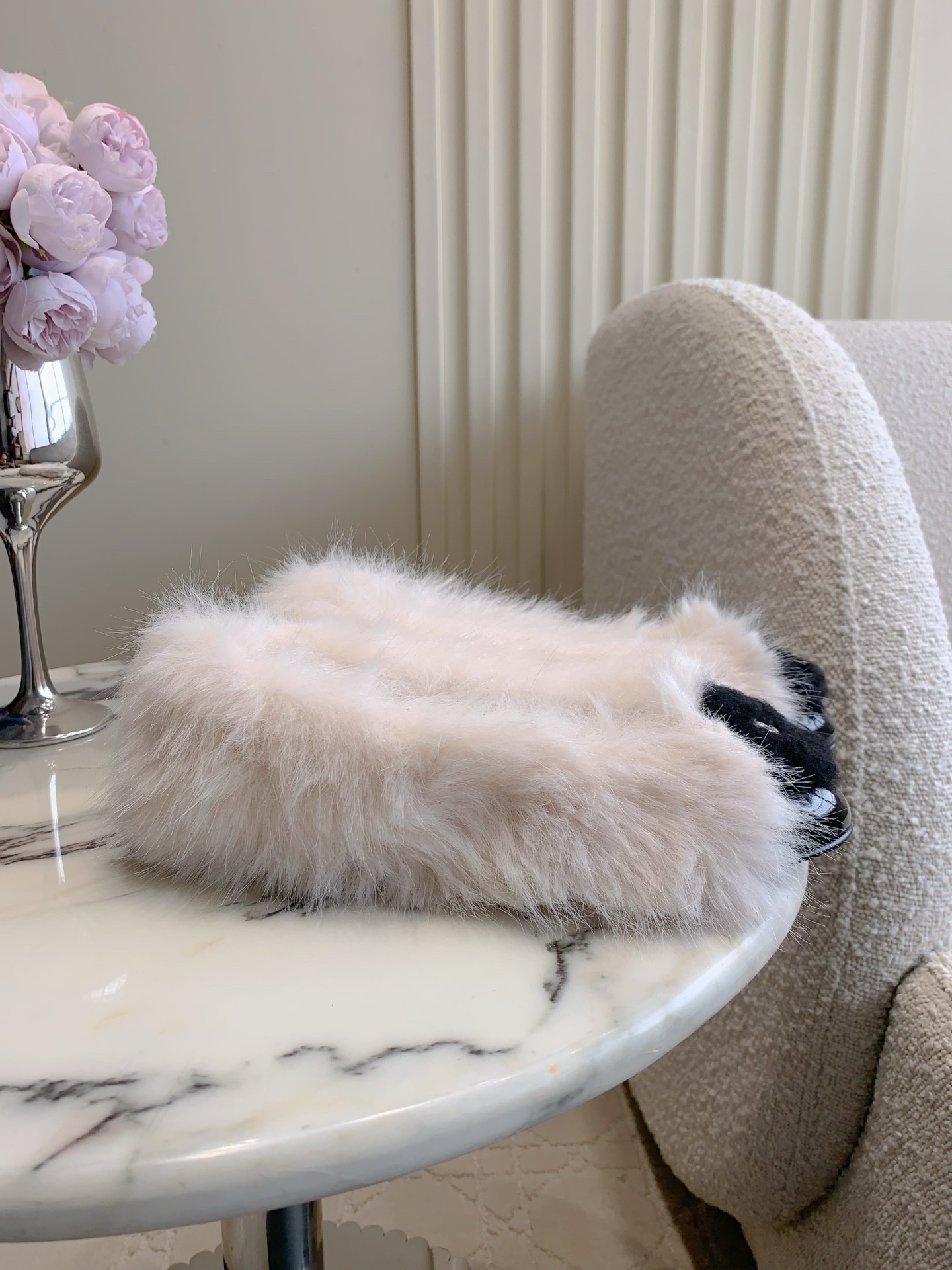 NO:648612,CHANE* Coco Neige's new furry ballet shoes, cute and fluffy, fashionable must-have item, original mixed fiber upper, velvet lining, Italian leather outsole, size 35-39 (customized 34 40 41 42), furry shoes, chanel, Leather soles19860909CHANE* Coco Neige新款毛毛芭蕾鞋 毛茸茸可可爱爱 时髦精必备单品 鞋面原版混合纤维 内里绒里 意大利真皮大底 尺码35-39（34 40 41 42定做）,毛毛鞋,chanel,Leather soles,Women's Shoes
