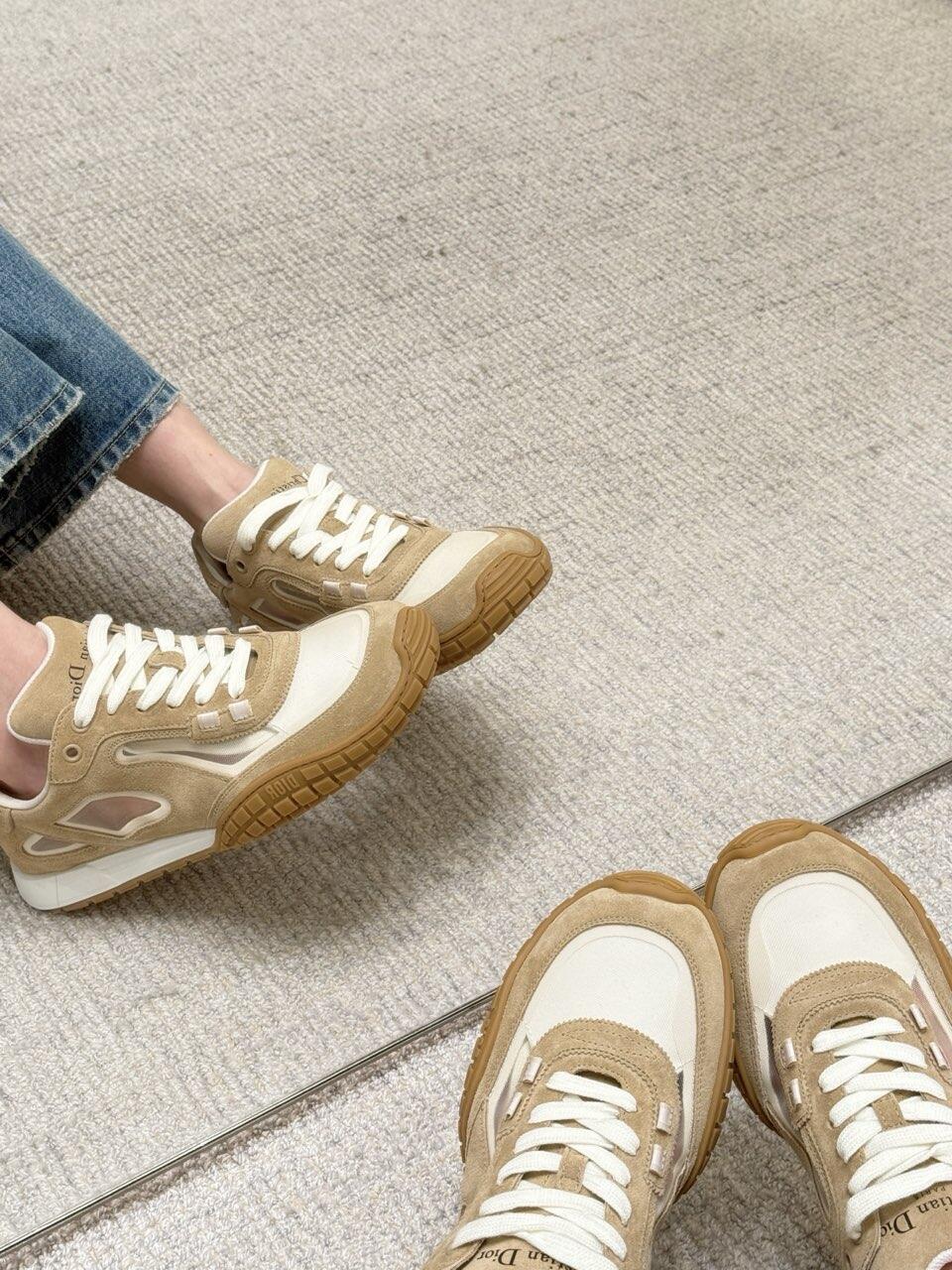 NO:629584,On-foot demonstration, casual shoes/sports shoes, sneakers19860909上脚示范,休闲鞋/运动鞋,sneakers,Women's Shoes