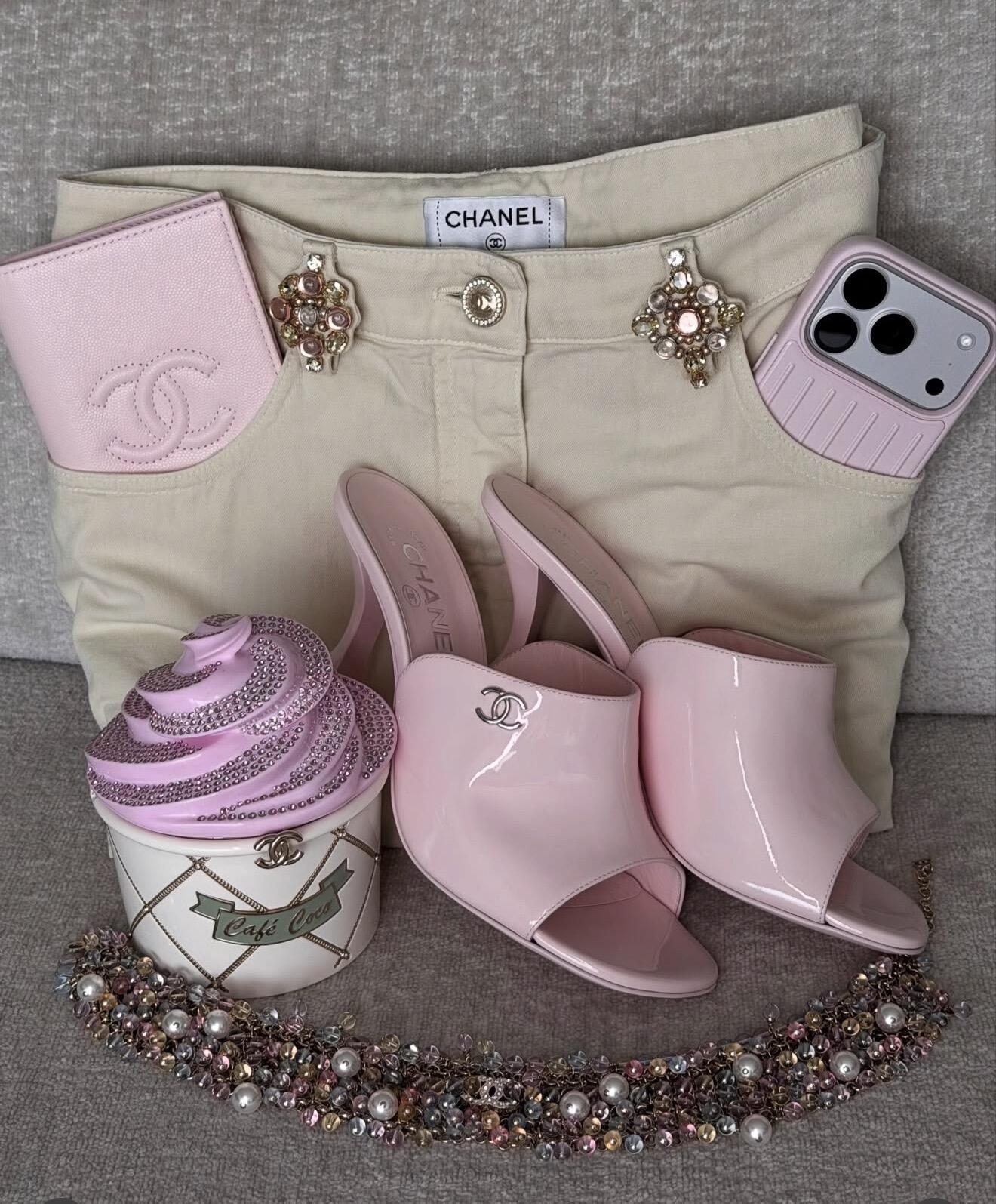 NO:876492,Shop pictures, high heels and slippers, high heels, slippers19860909专柜图,高跟鞋拖鞋,high heels,slippers,Women's Shoes