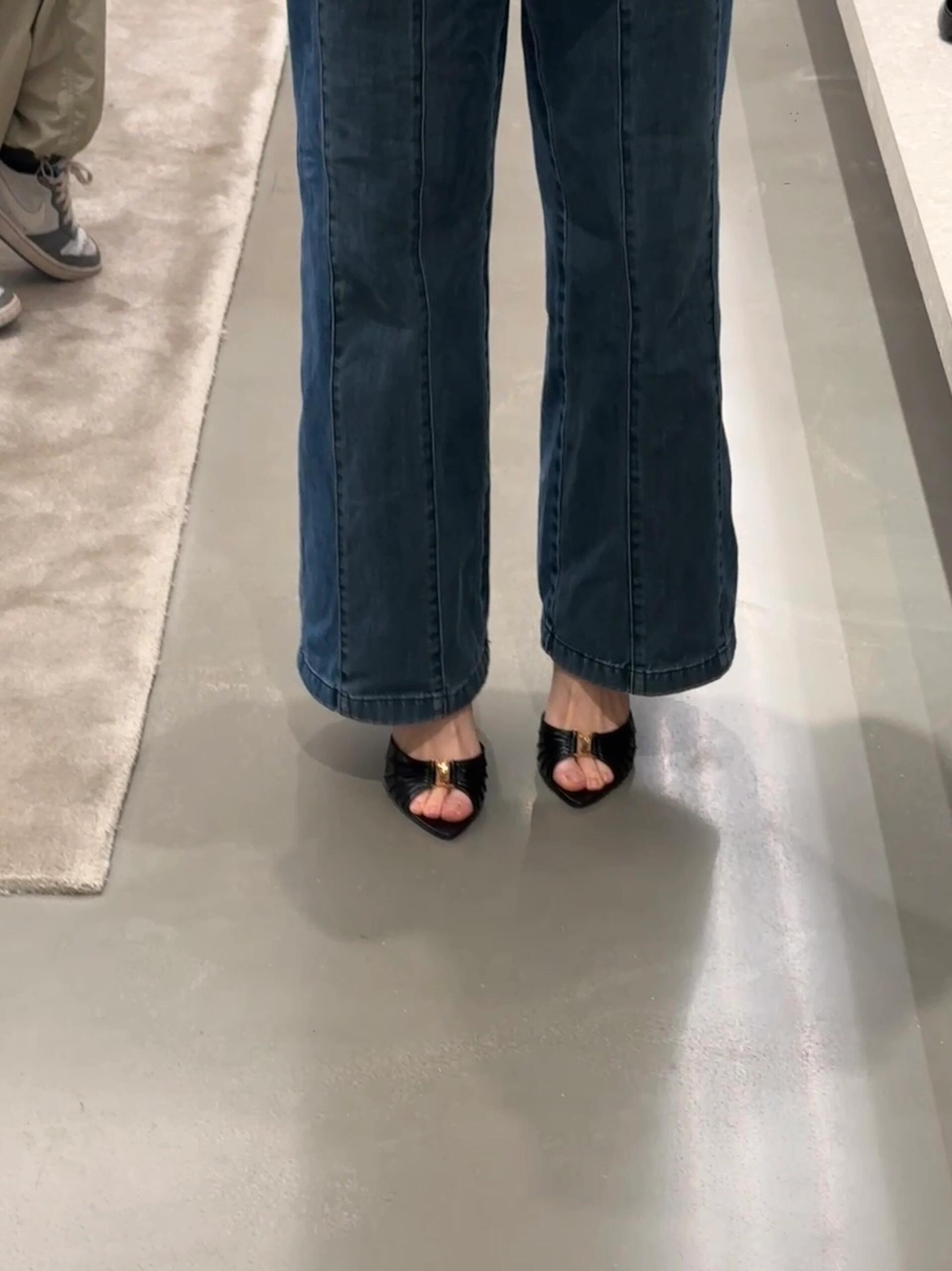NO:787576,Demonstration on feet, high heels, high heels19860909上脚示范,高跟鞋,high heels,Women's Shoes