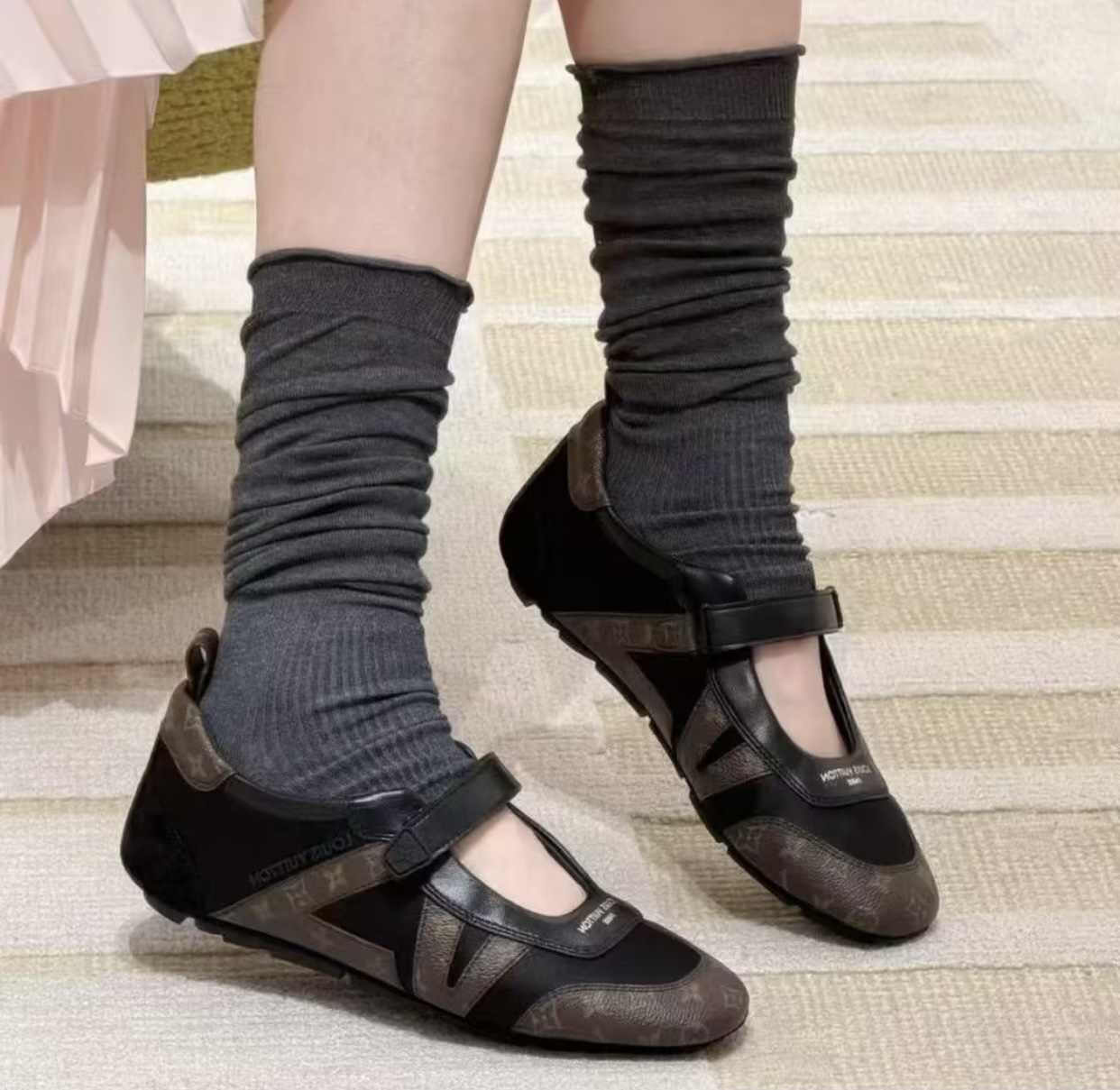 NO:816562,On-foot demonstration, ballet shoes19860909上脚示范,芭蕾舞鞋,Women's Shoes