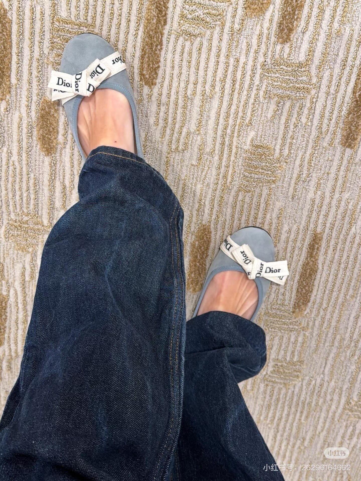 NO:874287,On-foot demonstration, half slippers19860909上脚示范,半拖单鞋,Women's Shoes