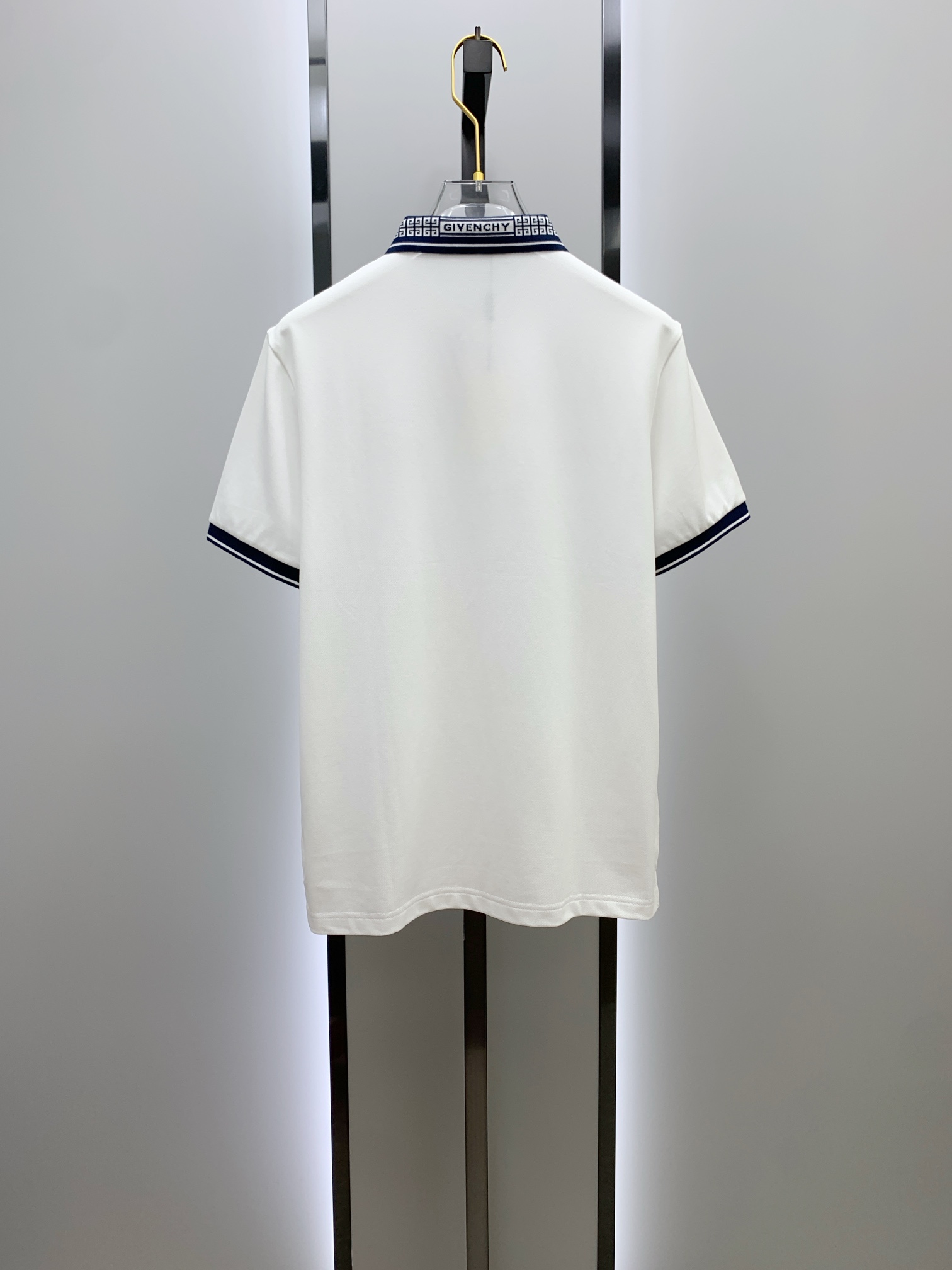 🔥 纪梵希 GIVENCHY 回纹领刺绣短袖Polo衫📏 尺码：M-3XL💎 面料工艺甄选高支精梳珠地棉