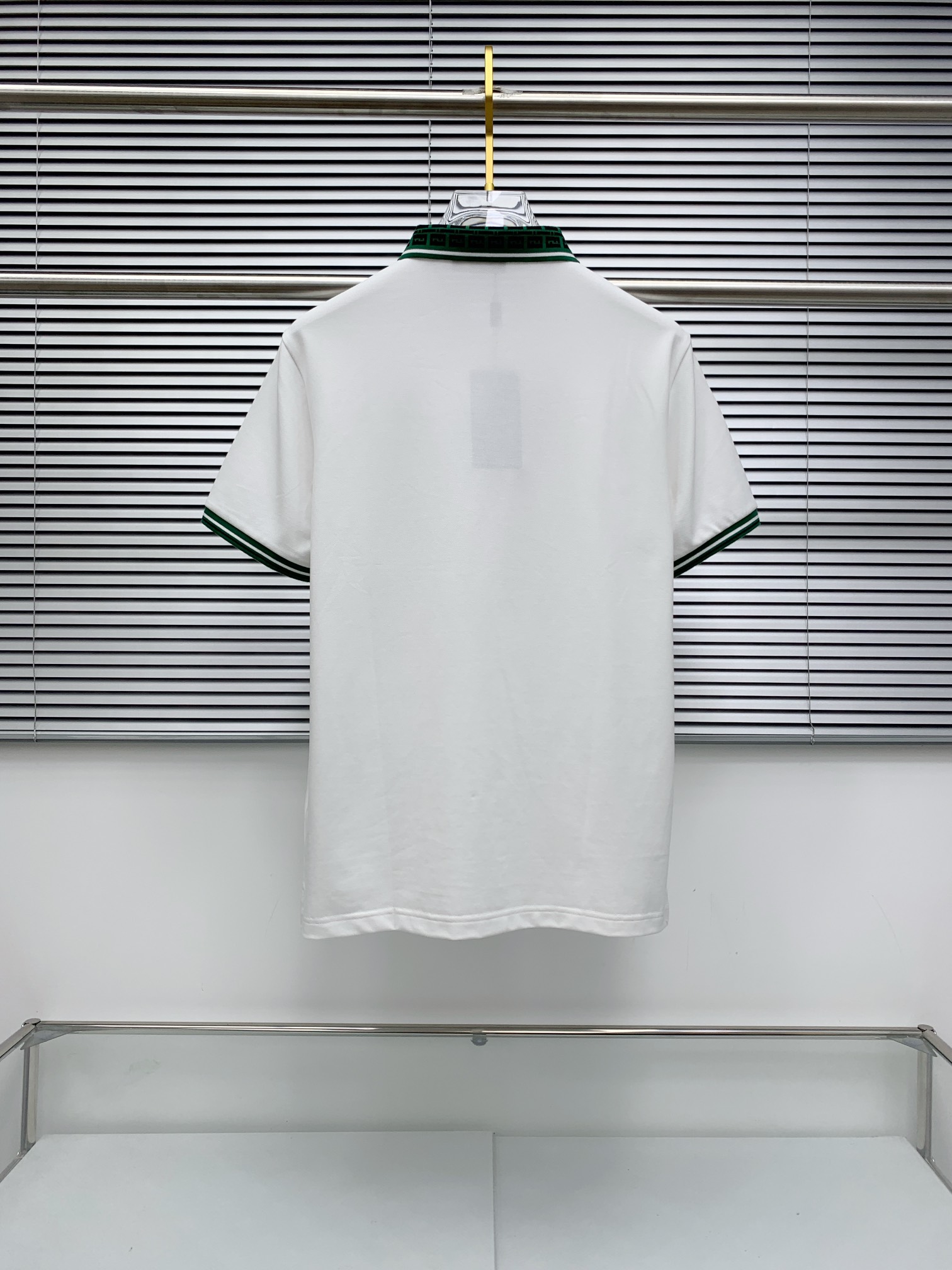 🔥 芬迪 FENDI 双F老花领刺绣短袖Polo衫📏 尺码：M-3XL💎 面料工艺甄选高支精梳珠地棉，触