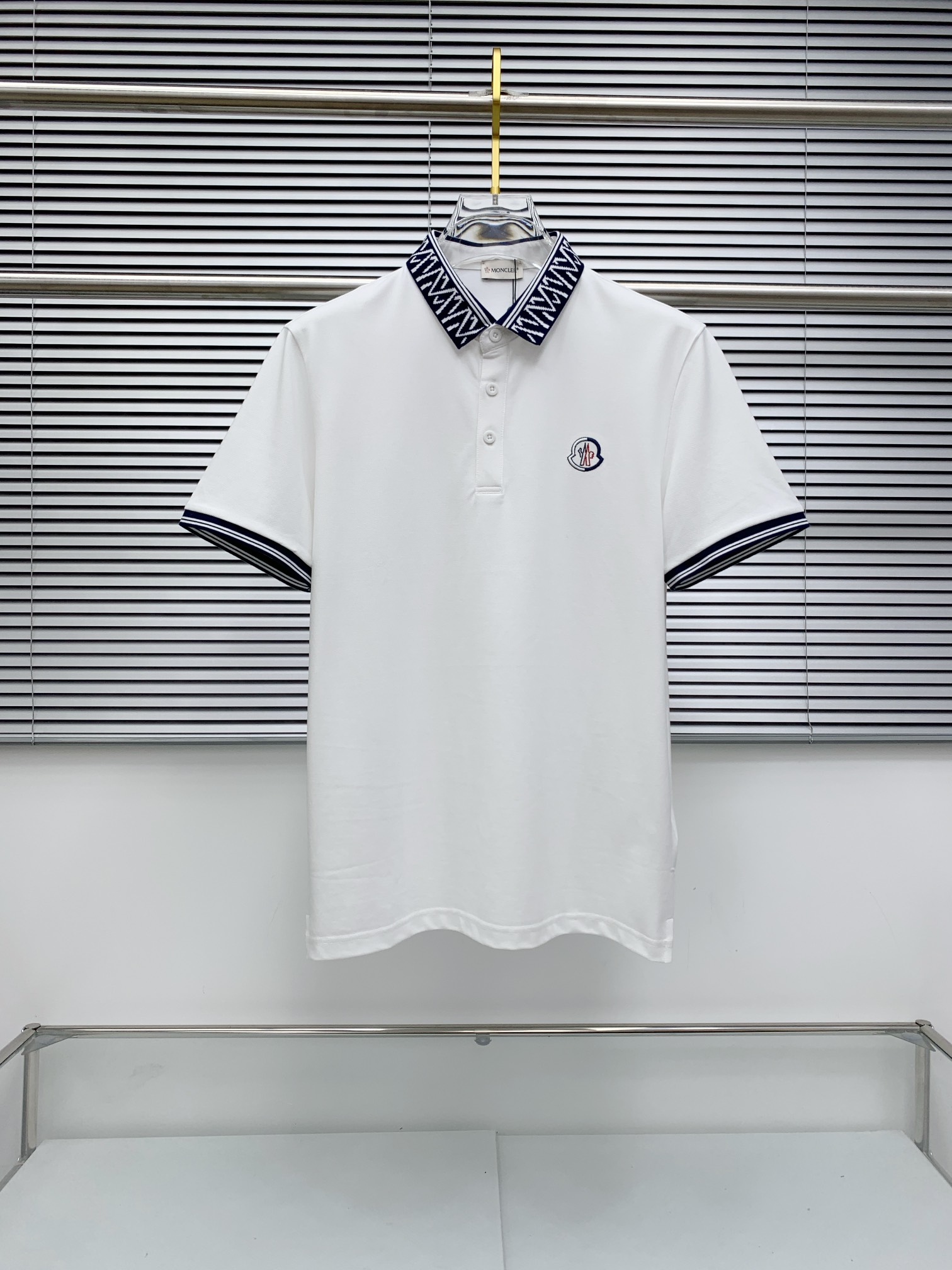 🔥 盟可睐 Moncler 字母提花领刺绣短袖Polo衫📏 尺码：M-3XL💎 面料工艺甄选高支精梳珠地