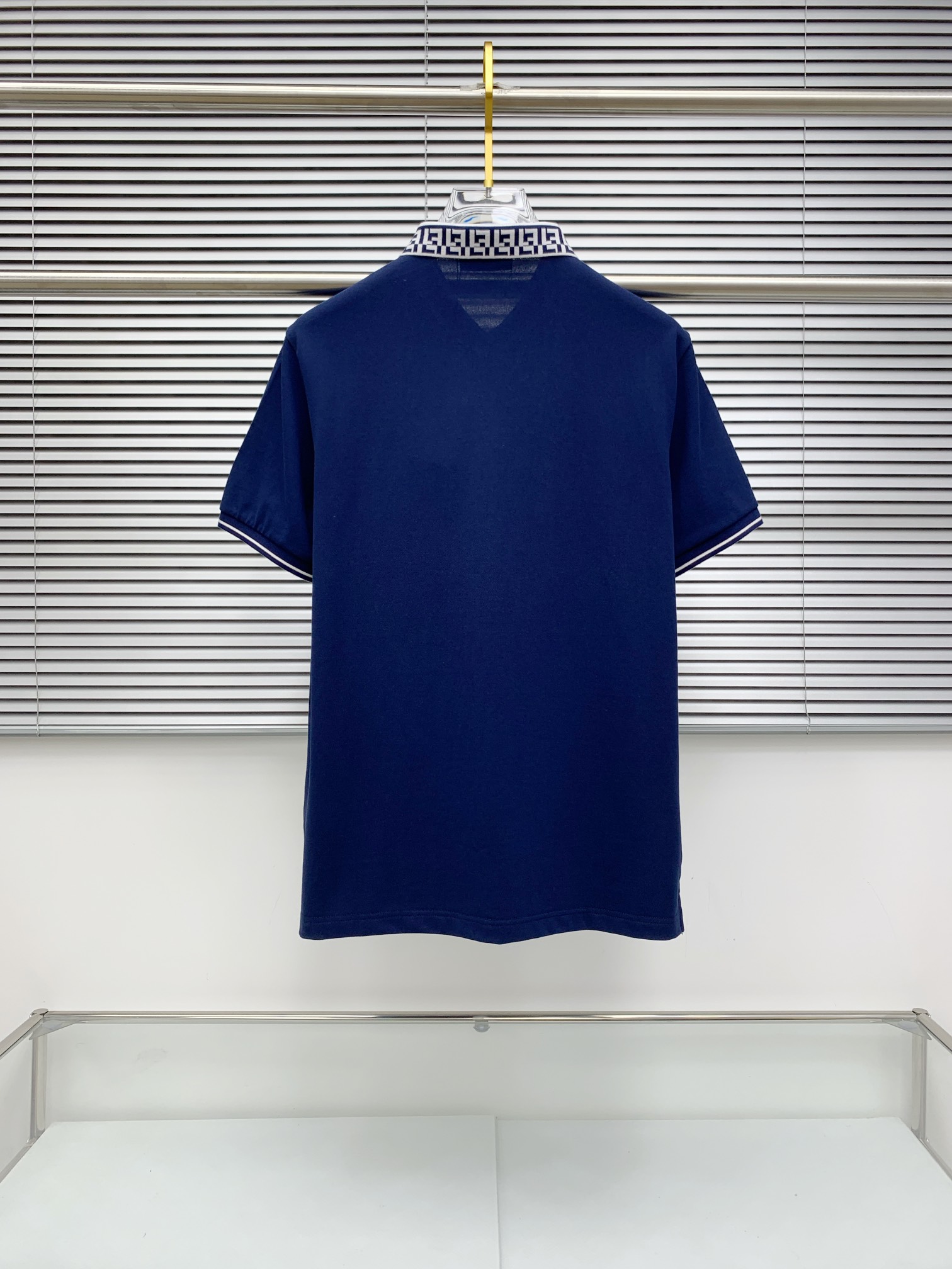 🔥 芬迪 FENDI 双F老花领刺绣短袖Polo衫📏 尺码：M-3XL💎 面料工艺甄选高支精梳珠地棉，触