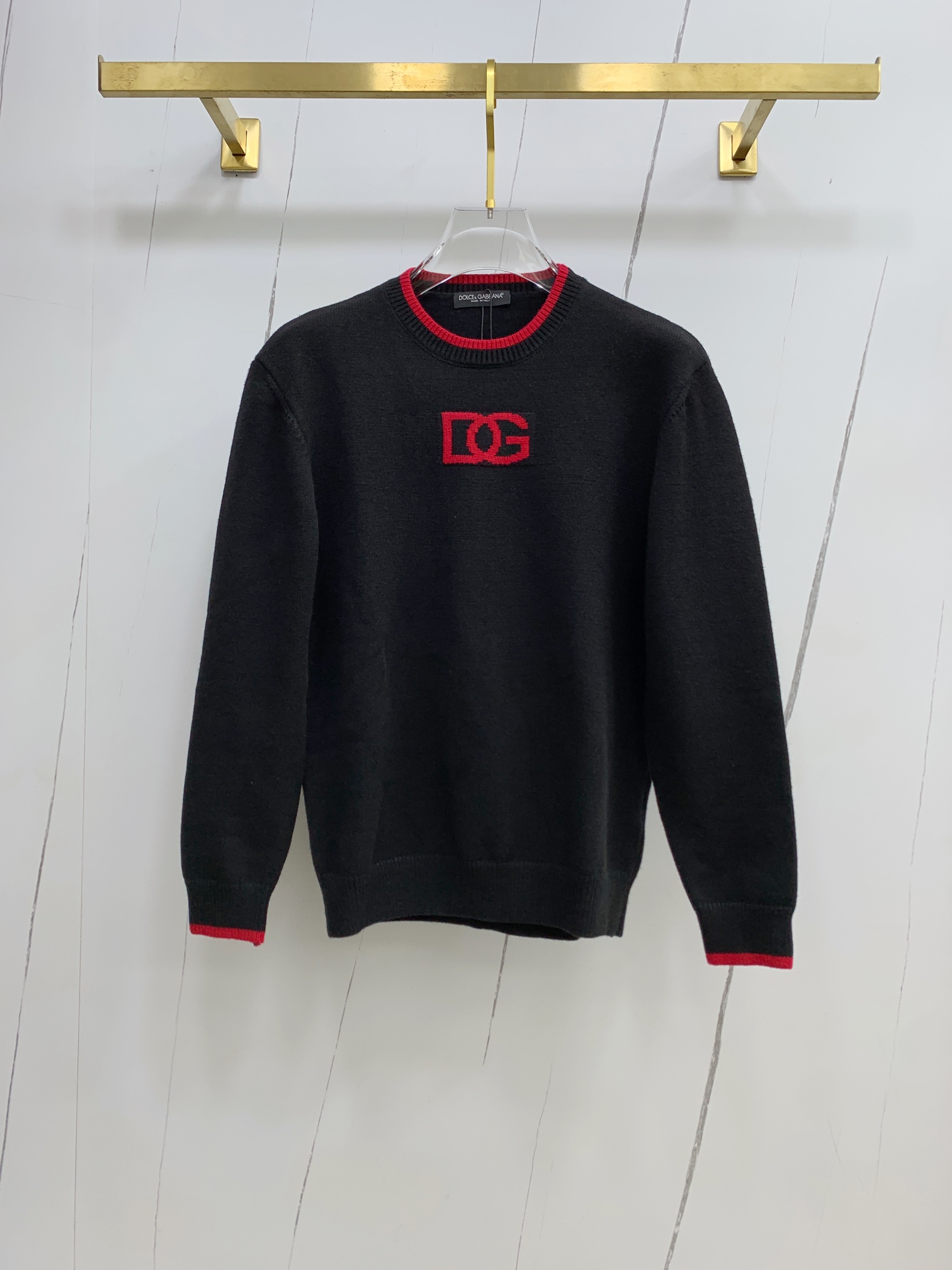 NO:118780,Du Jiajia’s new product thread contrast color splicing Dg pattern sweater, exclusively for tough goods, imported original technology wool worsened!  Fine knitting is integrated, and the color mixed weaving is purely handmade. It is of high grade, highlighting the taste and luxury of clothing. It is exquisite in craftsmanship!  Customized original craft thread upper body is so handsome, purchasing level code S-XL, Dolce & Gabbana, Dolce & Gabbana, sweaters, alexander wang19860909杜嘉家秋冬新品螺纹撞色拼接Dg图案毛衣,专供狠货,进口原版科技羊毛精纺！精细针织一体,色彩混织纯手工技艺呈现 档次极高,凸显衣着品味与奢华 工艺精湛！定制原版工艺螺纹上身帅到爆,代购级别码数Ｓ-XL,,Dolce&Gabbana,Dolce&Gabbana,sweaters,alexander wang,Men's clothing