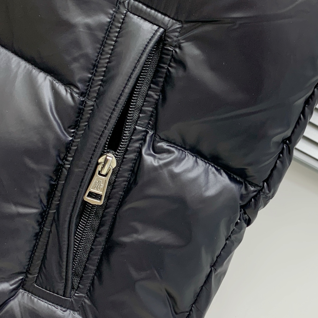 P 蒙口25ss秋冬新款🆕鹅绒羽绒服 帽子可拆卸 原版1:1订制五金配件全进口原版定制 欢迎专柜对比 绝