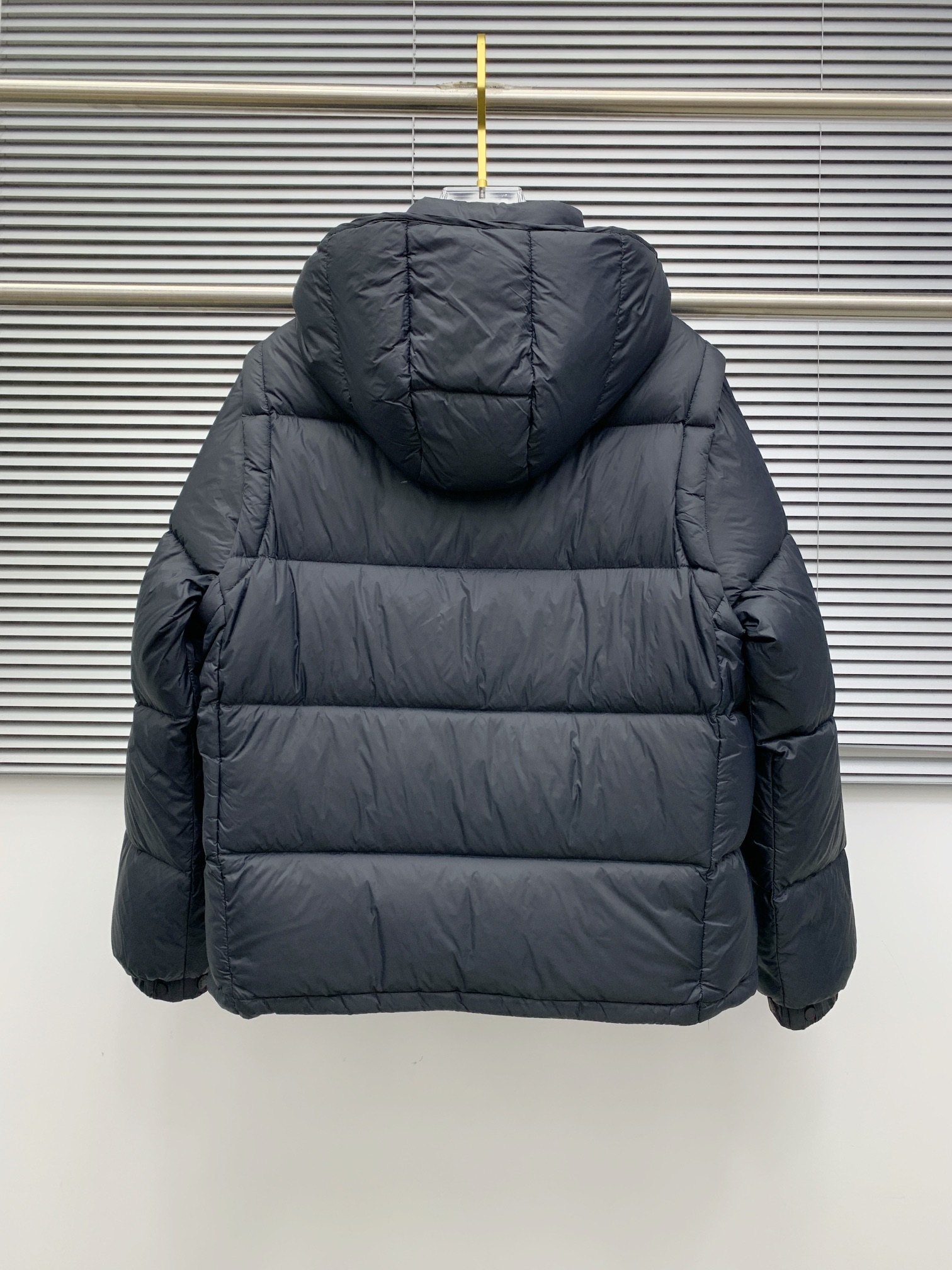 P 蒙口25ss秋冬新款🆕鹅绒羽绒服 （帽子袖子可拆卸）原版1:1订制五金配件全进口原版定制 欢迎专柜对