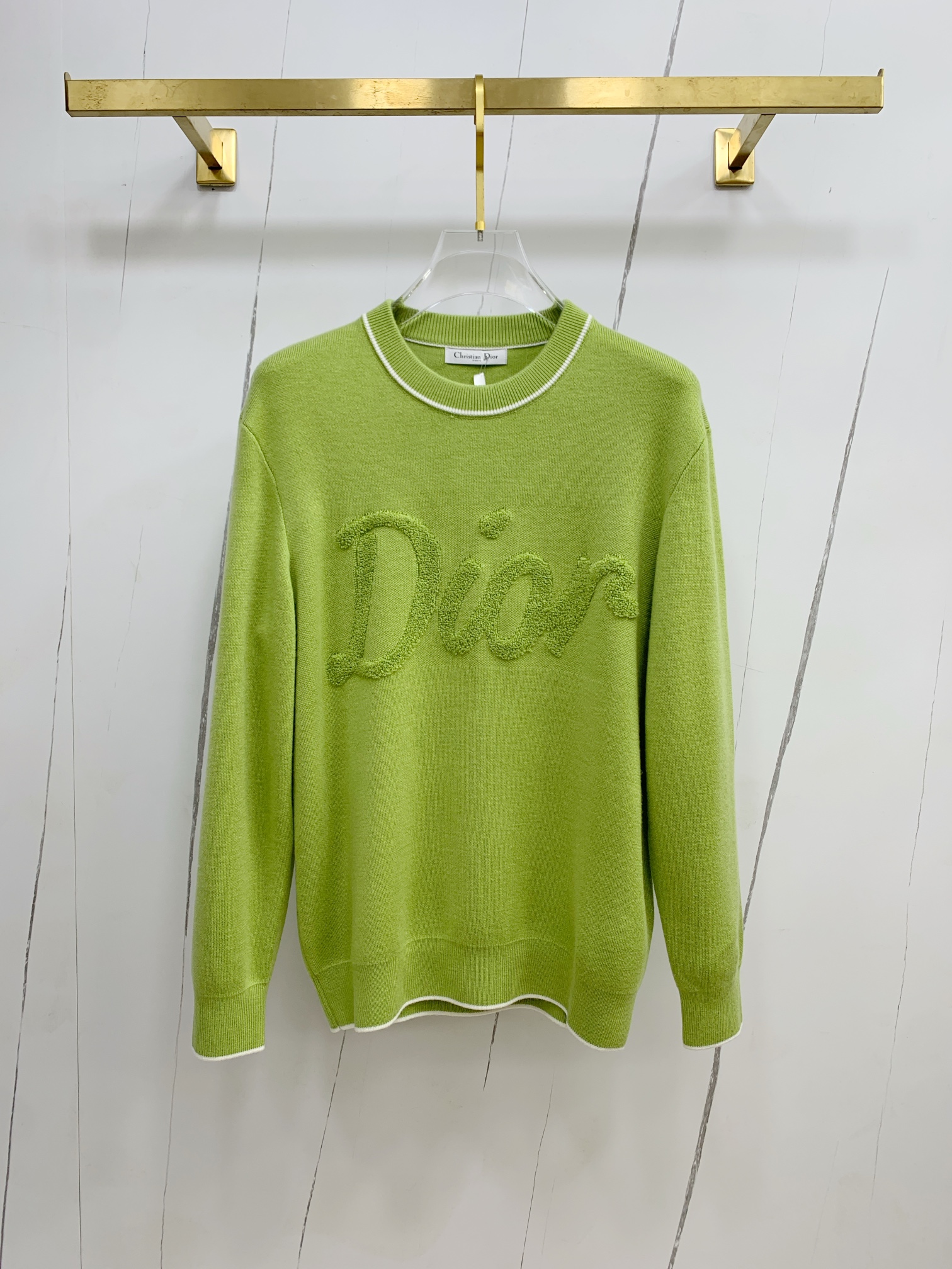 NO:597135,Dijia's loose version is perfectly reproduced. European original reproduction of velvet selection, carding and washing techniques. Mercerized merino wool, soft, smooth, does not prick the skin, and has excellent thermal insulation properties. A full set of accessories are customized, and the garments are made on German Storr fully automatic looms. The size of the garment is M-2XL. The maximum wear is about 195 pounds. Please indicate your height and weight when ordering, dior, alexander wang19860909迪家宽松版型 完美复刻 欧洲原版复刻选绒、梳绒、洗绒工艺 丝光美丽诺羊毛,柔弱,爽滑,不扎皮肤,保暖性能极佳 全套辅料定做,德国斯托尔全自动织机成衣 码数M-2XL 最大可穿195斤左右报单注明身高体重,,dior,alexander wang,Men's clothing