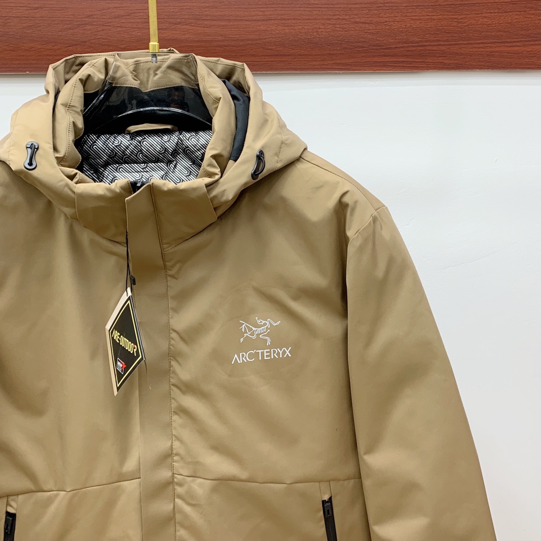 新款来袭 最高版本【始祖鸟】 三合一功能性户外性能 防风，防雨，90绒，ARCTERYX 始祖鸟硬壳顶级