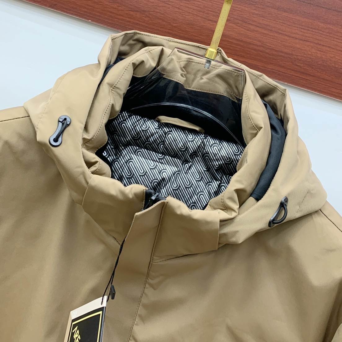 新款来袭 最高版本【始祖鸟】 三合一功能性户外性能 防风，防雨，90绒，ARCTERYX 始祖鸟硬壳顶级