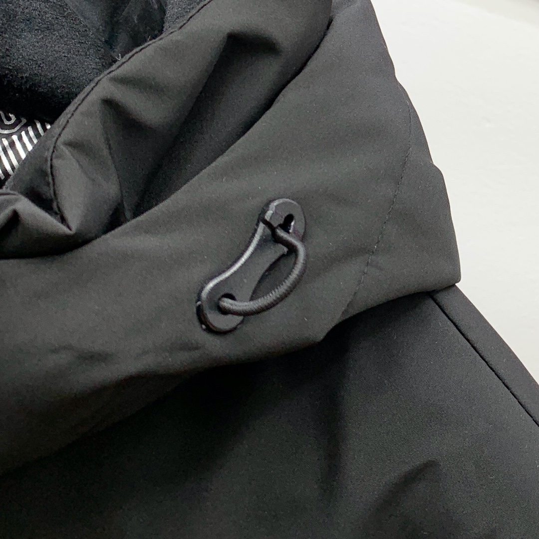 新款来袭 最高版本【始祖鸟】 三合一功能性户外性能 防风，防雨，90绒，ARCTERYX 始祖鸟硬壳顶级