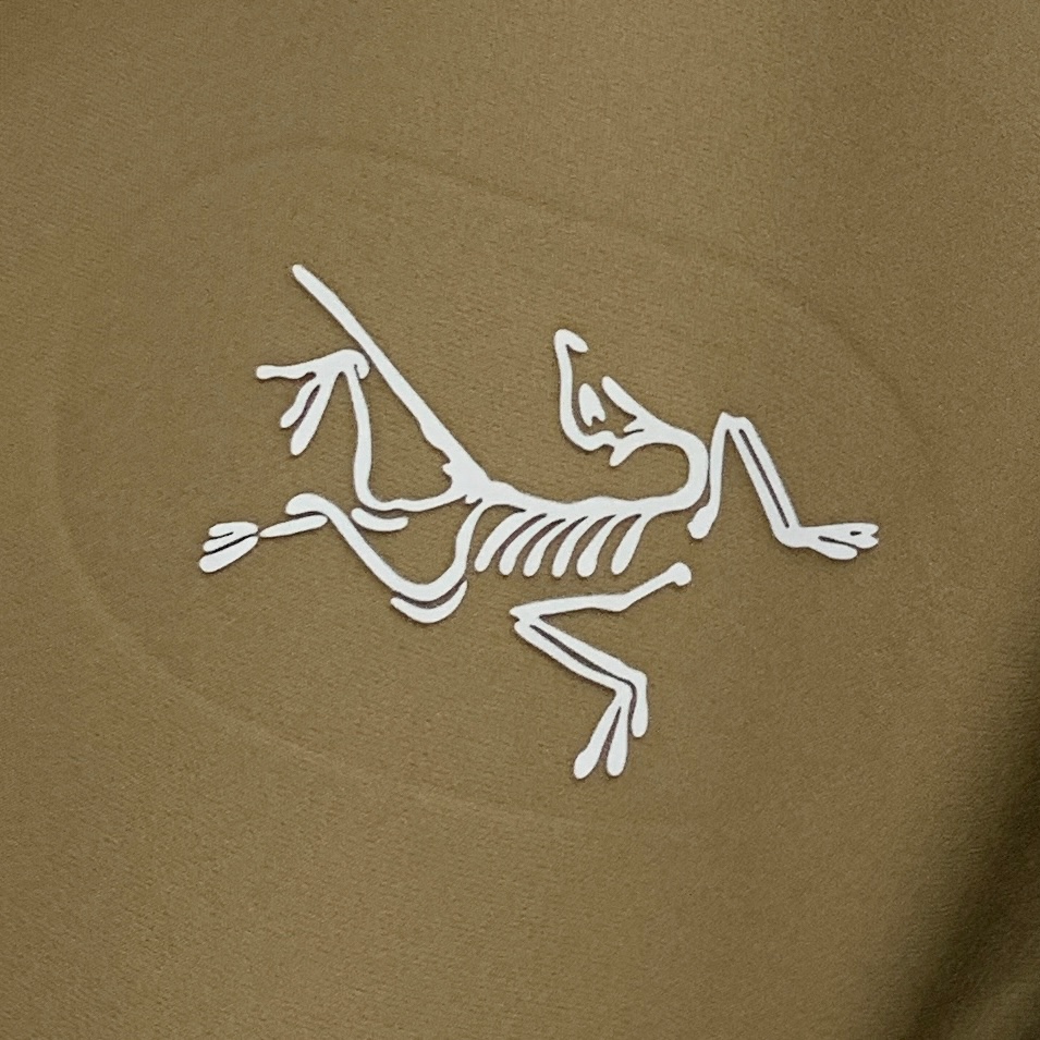 新款来袭 最高版本【始祖鸟】 三合一功能性户外性能 防风，防雨，90绒，ARCTERYX 始祖鸟硬壳顶级