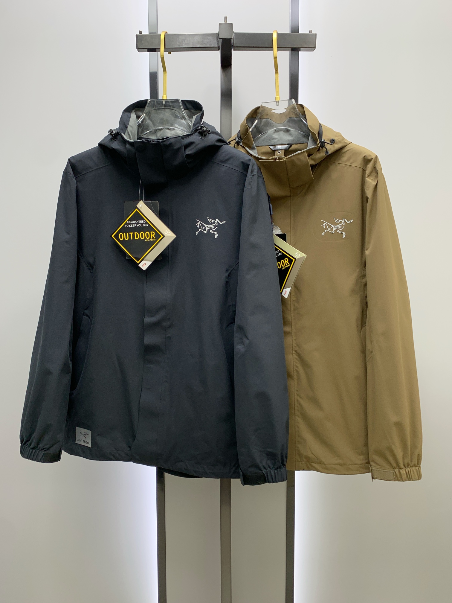 新款来袭 最高版本【始祖鸟】 三合一功能性户外性能 防风，防雨，90绒，ARCTERYX 始祖鸟硬壳顶级