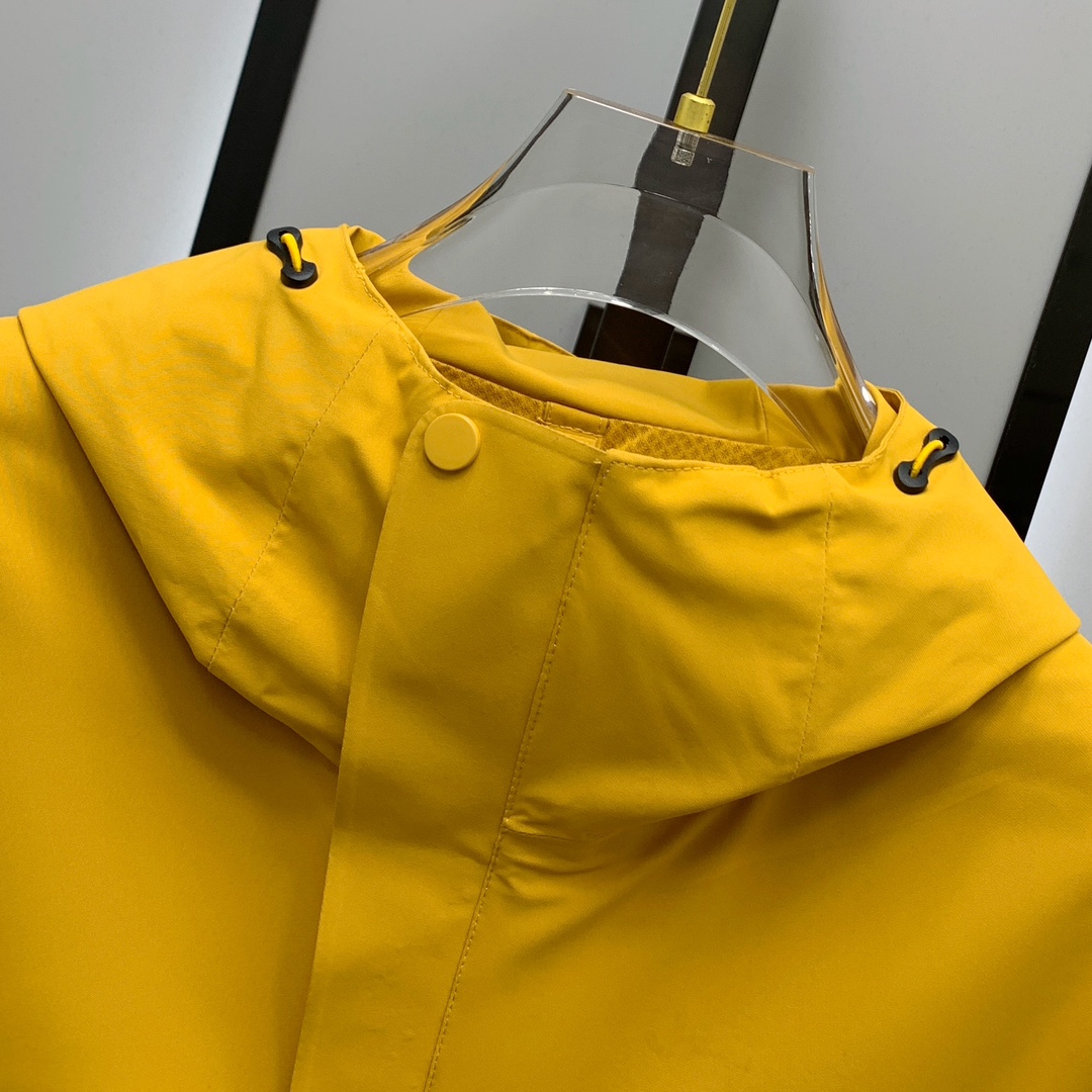 新款来袭 最高版本【始祖鸟】 三合一功能性户外性能 防风，防雨，90绒，ARCTERYX 始祖鸟硬壳顶级