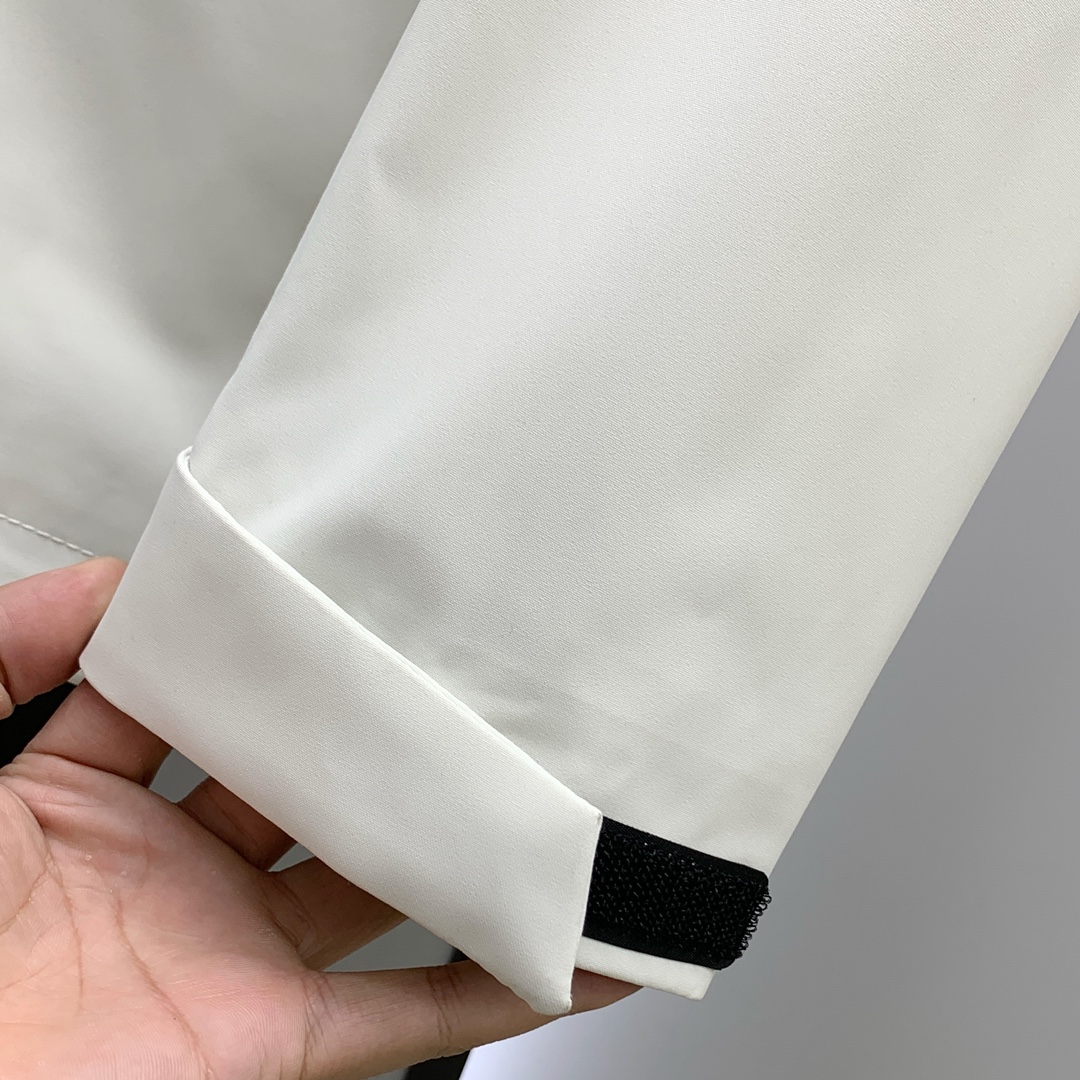 新款来袭 最高版本【始祖鸟】 三合一功能性户外性能 防风，防雨，90绒，ARCTERYX 始祖鸟硬壳顶级