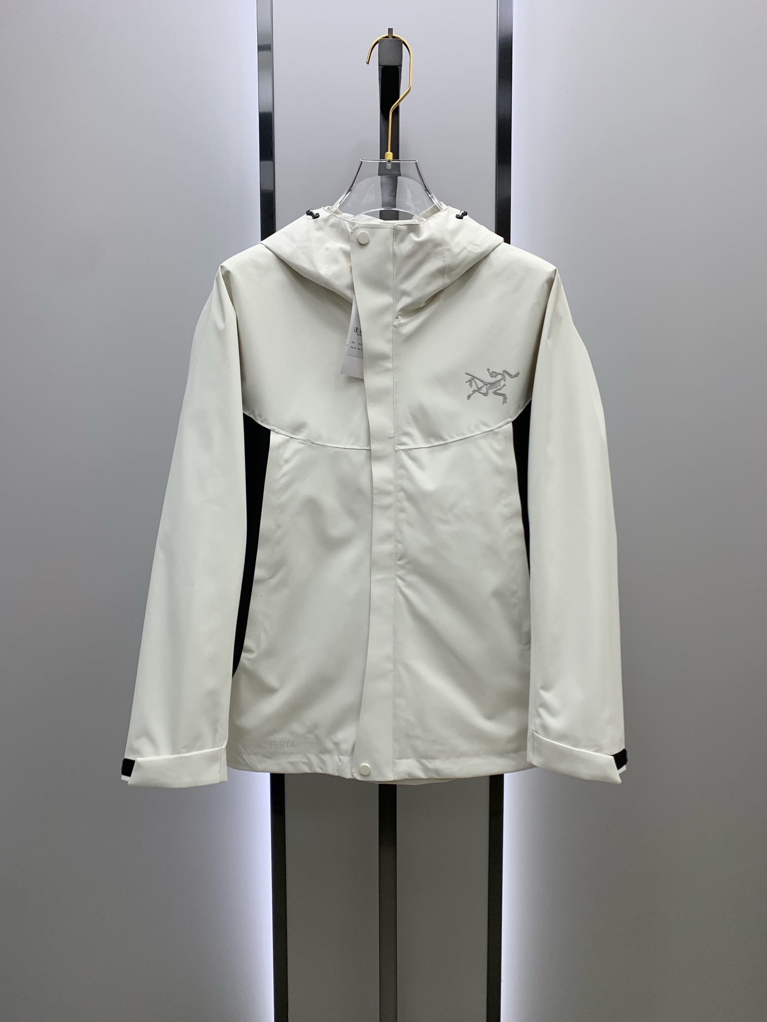 新款来袭 最高版本【始祖鸟】 三合一功能性户外性能 防风，防雨，90绒，ARCTERYX 始祖鸟硬壳顶级