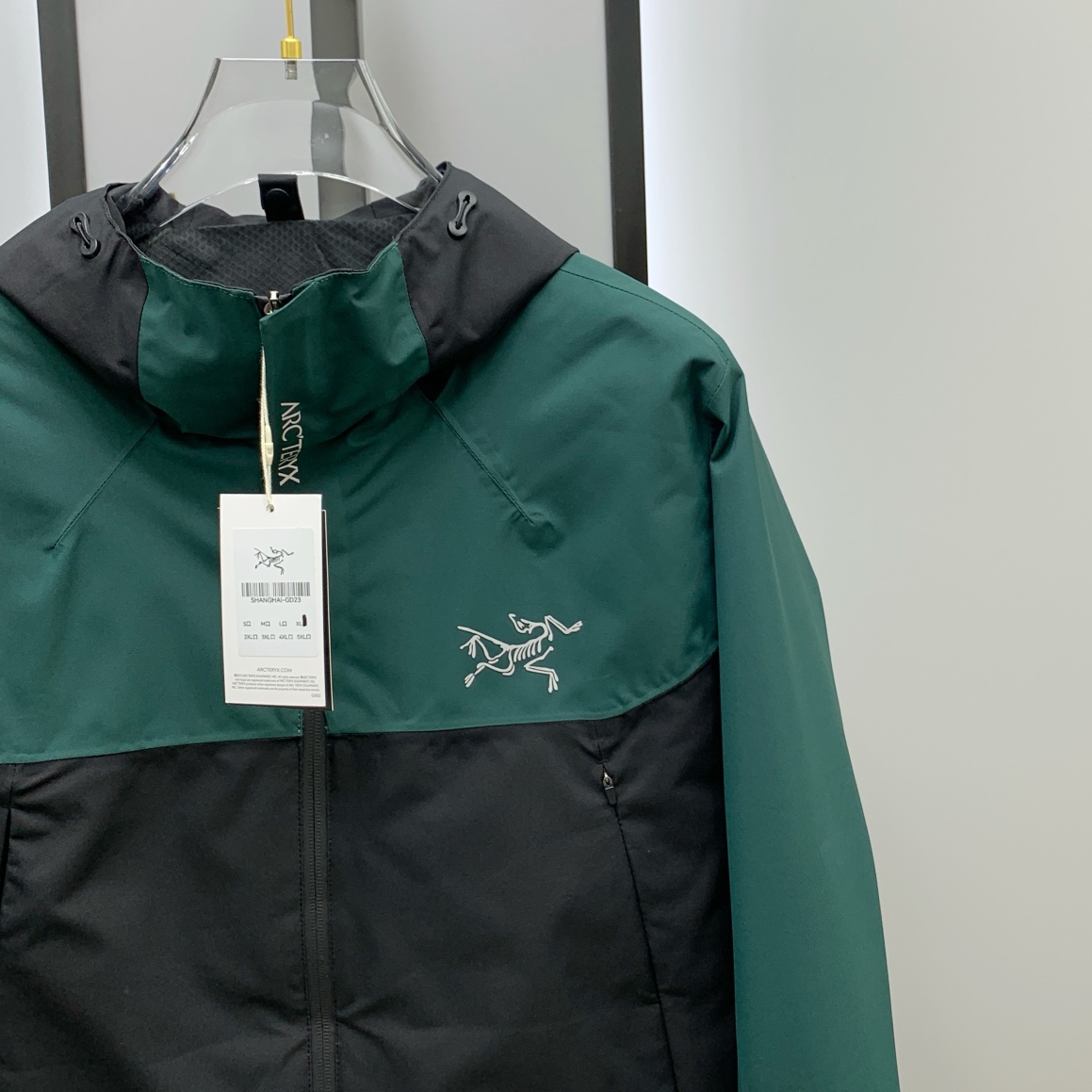 新款来袭 最高版本【始祖鸟】 三合一功能性户外性能 防风，防雨，90绒，ARCTERYX 始祖鸟硬壳顶级
