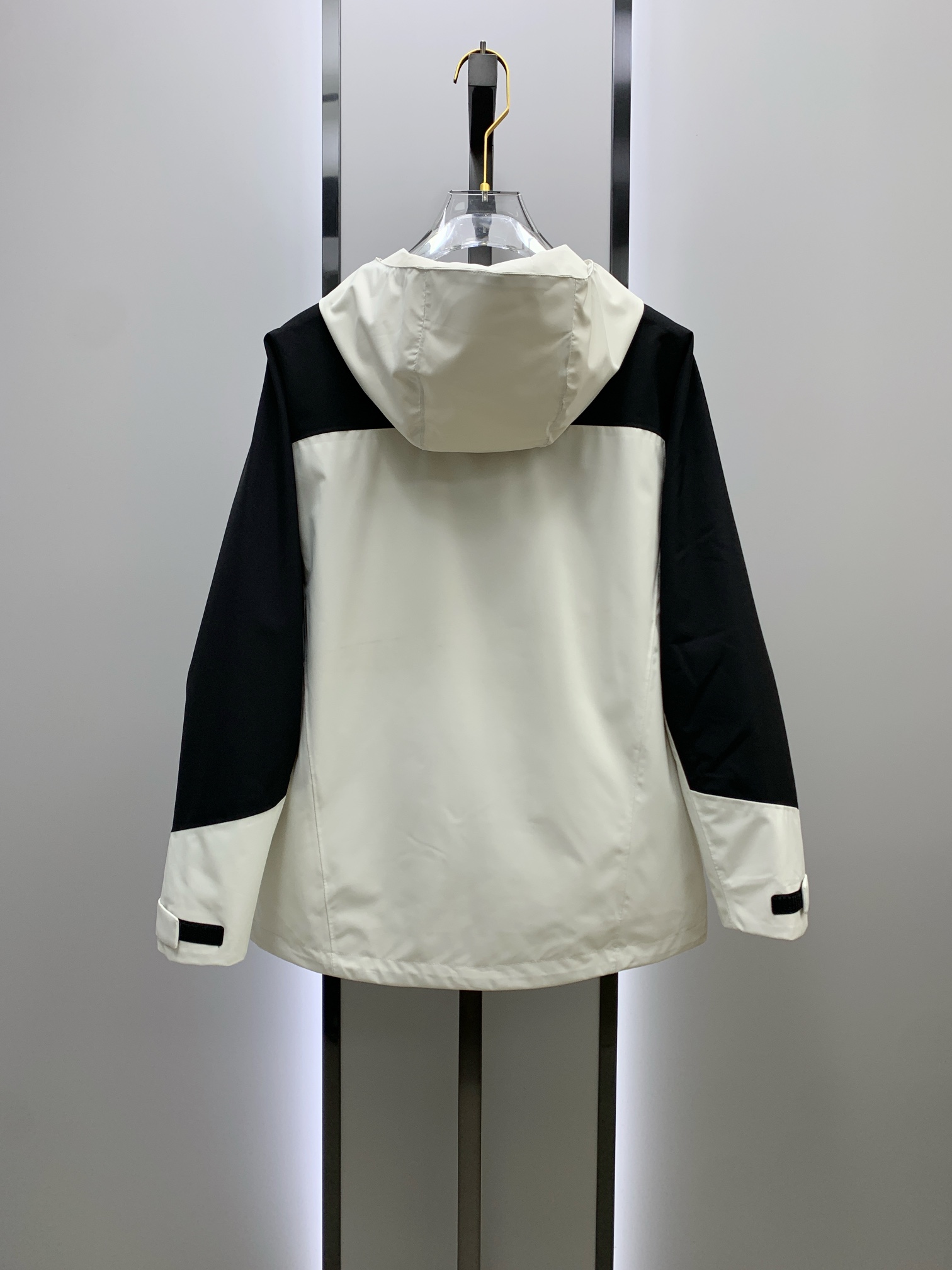 新款来袭 最高版本【始祖鸟】 三合一功能性户外性能 防风，防雨，90绒，ARCTERYX 始祖鸟硬壳顶级