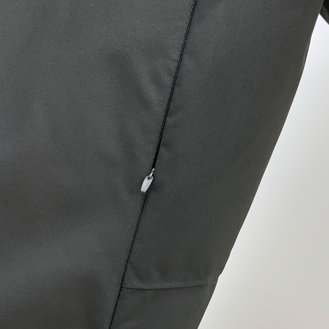 新款来袭 最高版本【始祖鸟】 三合一功能性户外性能 防风，防雨，90绒，ARCTERYX 始祖鸟硬壳顶级