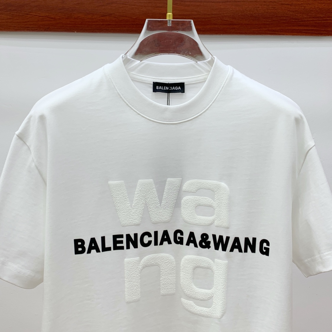 High-End Queen’s 2025 Autumn/Winter T-Shirt: Premium Quality, Pure Cotton, Stylish Design - 图片 2