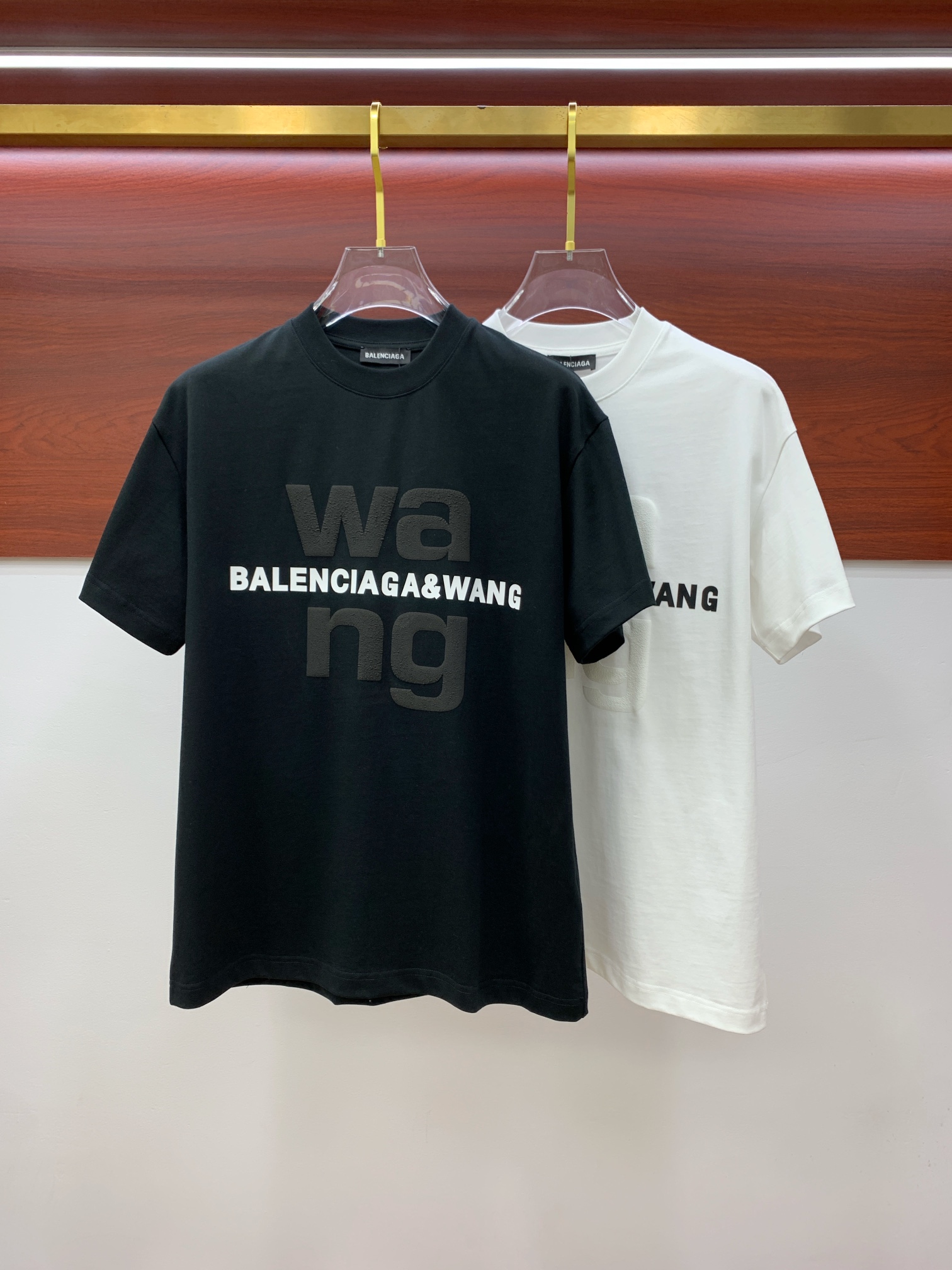 Queen’s New 2025 Autumn/Winter T-Shirt: High-End Custom, Quality, Comfort. Sizes M-3XL.