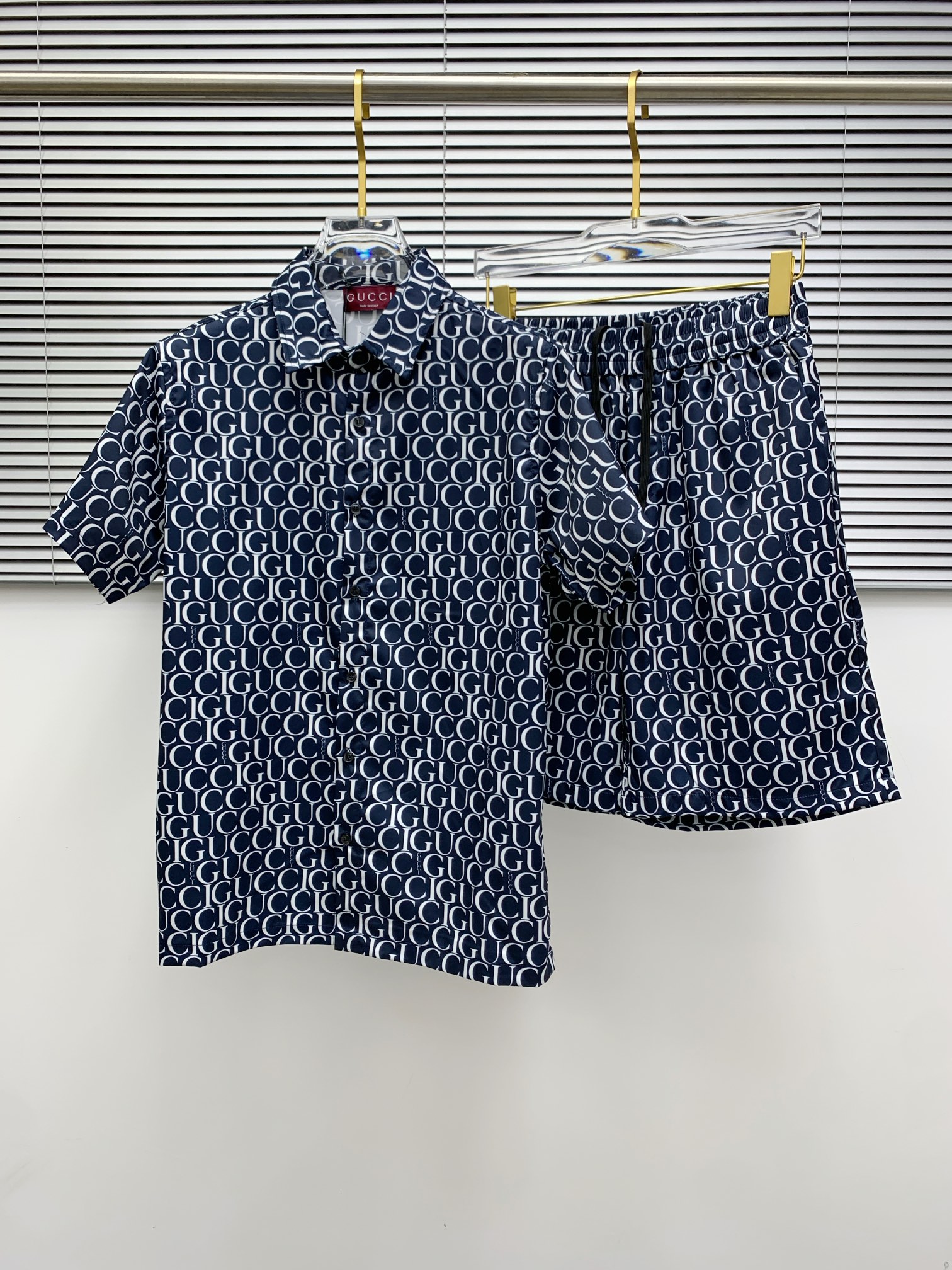 Gucci Print Short Sleeve Shirt Set - High-End Summer Collection 2 i1740067092 2931 0