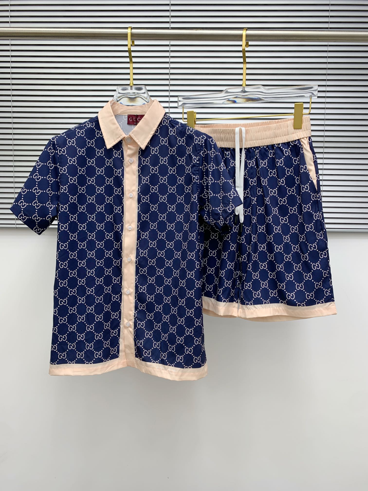 Gucci Print Short Sleeve Shirt Set - High-End Summer Collection 2 i1740067557 6047 4