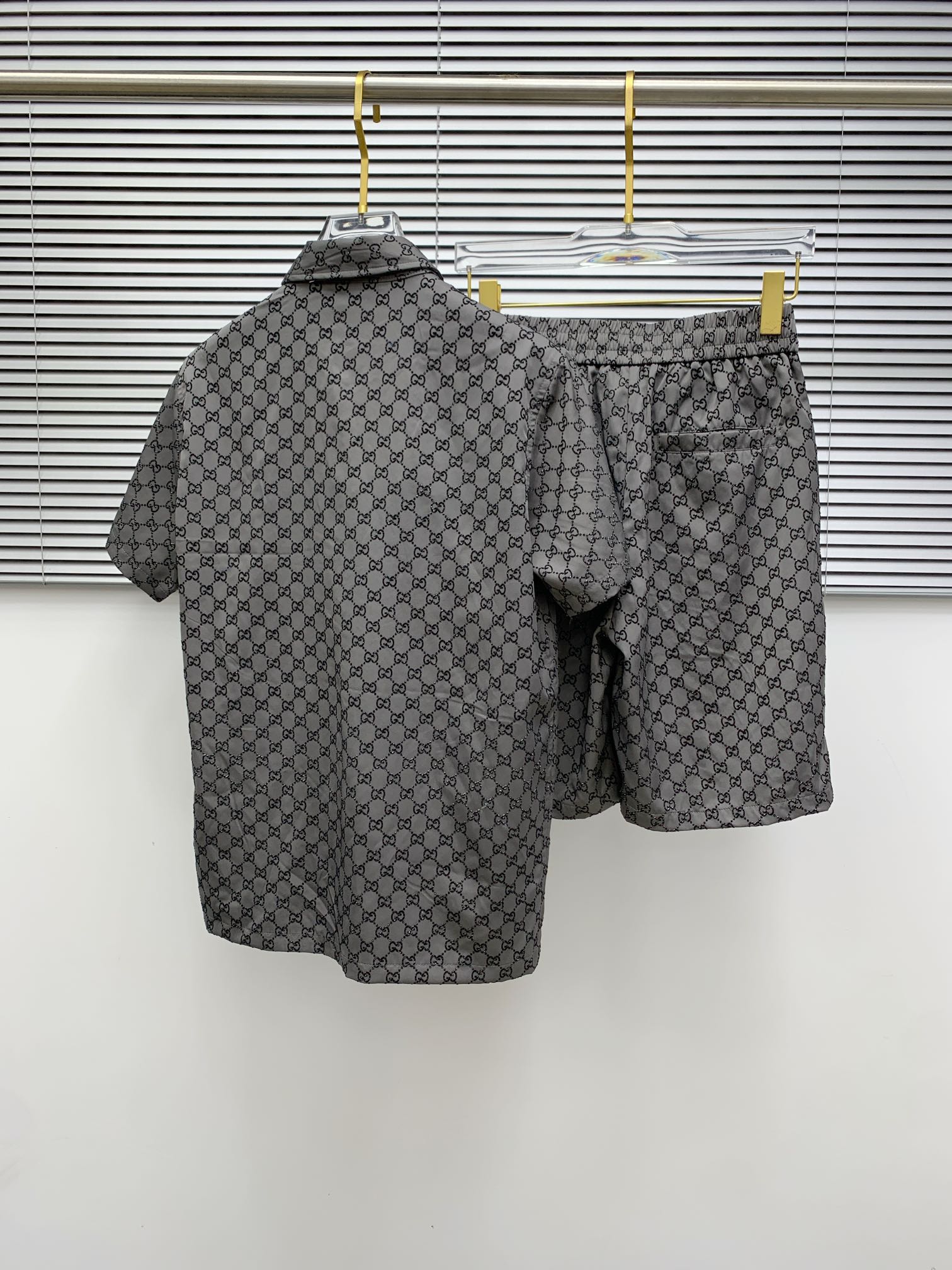 Gucci Print Short Sleeve Shirt Set - Summer Collection, Breathable Fabric 12 i1740068111 2452 6