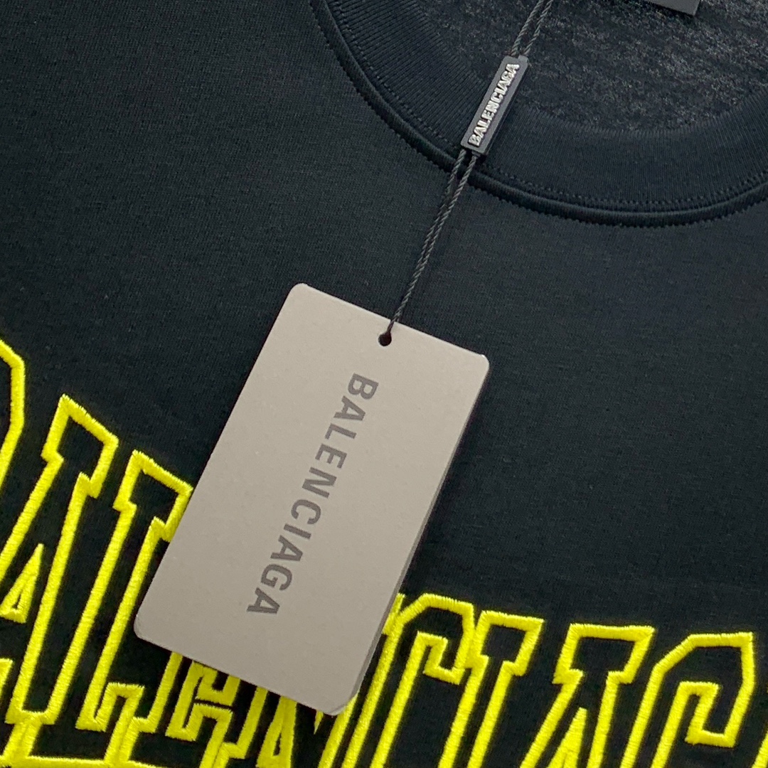 ss巴黎世家纯棉最新面料（最高版本）经典标识图案logo时尚简约潮流短袖，最顶级的品质专柜原单短袖，顶级