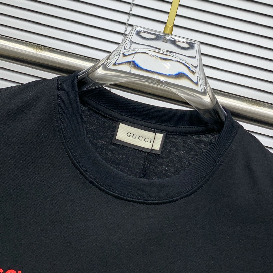 ss古驰纯棉最新面料（最高版本）经典标识图案logo时尚简约潮流短袖，最顶级的品质专柜原单短袖，顶级制作