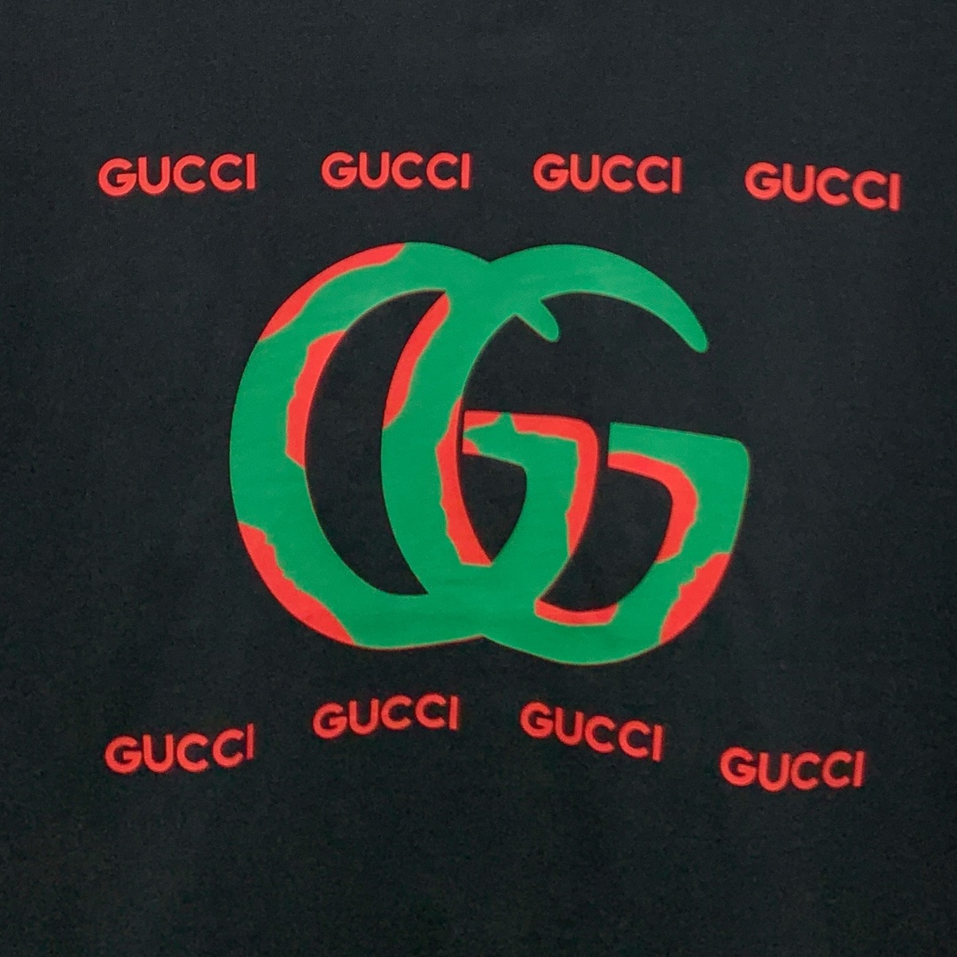 ss古驰纯棉最新面料（最高版本）经典标识图案logo时尚简约潮流短袖，最顶级的品质专柜原单短袖，顶级制作