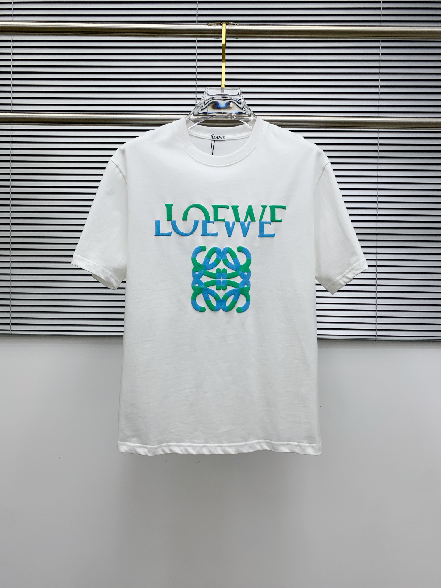 ss罗意威纯棉最新面料（最高版本）经典标识图案logo时尚简约潮流短袖，最顶级的品质专柜原单短袖，顶级制