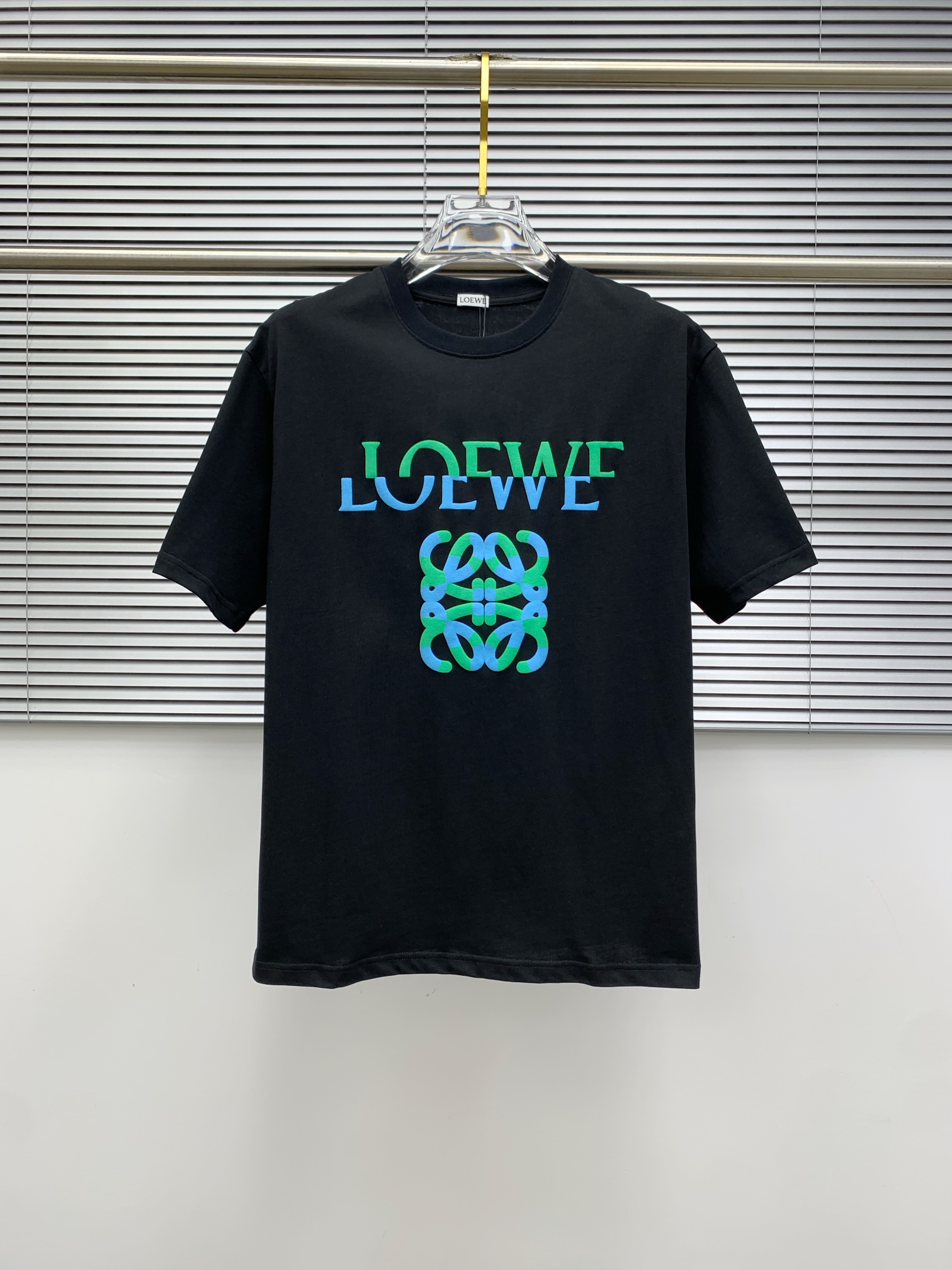 ss罗意威纯棉最新面料（最高版本）经典标识图案logo时尚简约潮流短袖，最顶级的品质专柜原单短袖，顶级制