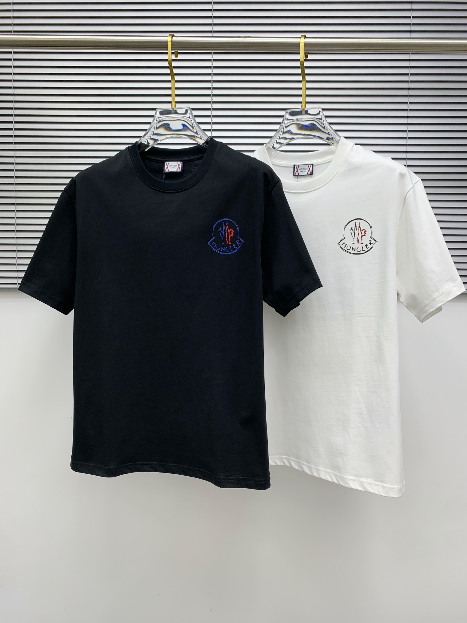 ss蒙口纯棉最新面料（最高版本）经典标识图案logo时尚简约潮流短袖，最顶级的品质专柜原单短袖，顶级制作