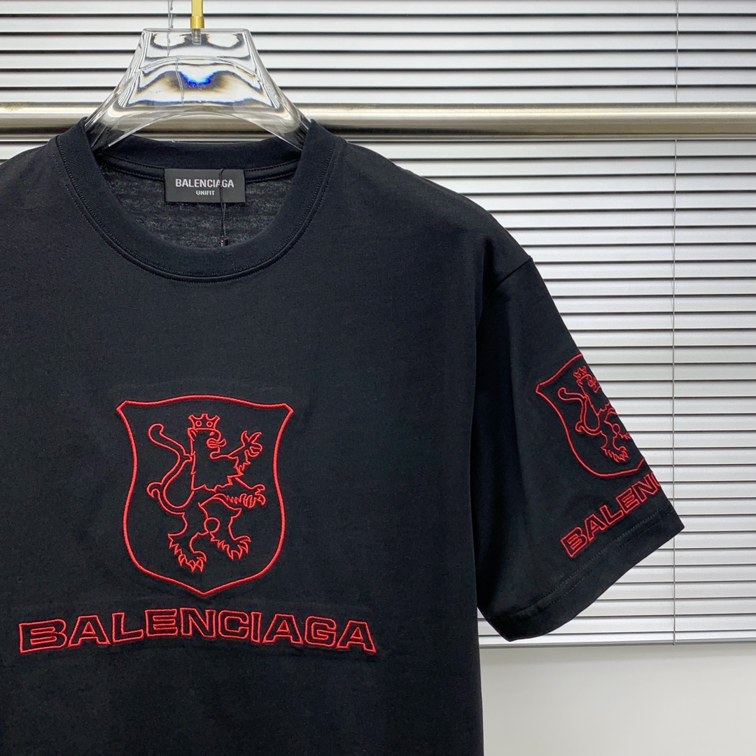 ss巴黎世家纯棉最新面料（最高版本）经典标识图案logo时尚简约潮流短袖，最顶级的品质专柜原单短袖，顶级