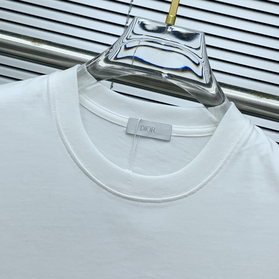 ss迪奥纯棉最新面料（最高版本）经典标识图案logo时尚简约潮流短袖，最顶级的品质专柜原单短袖，顶级制作