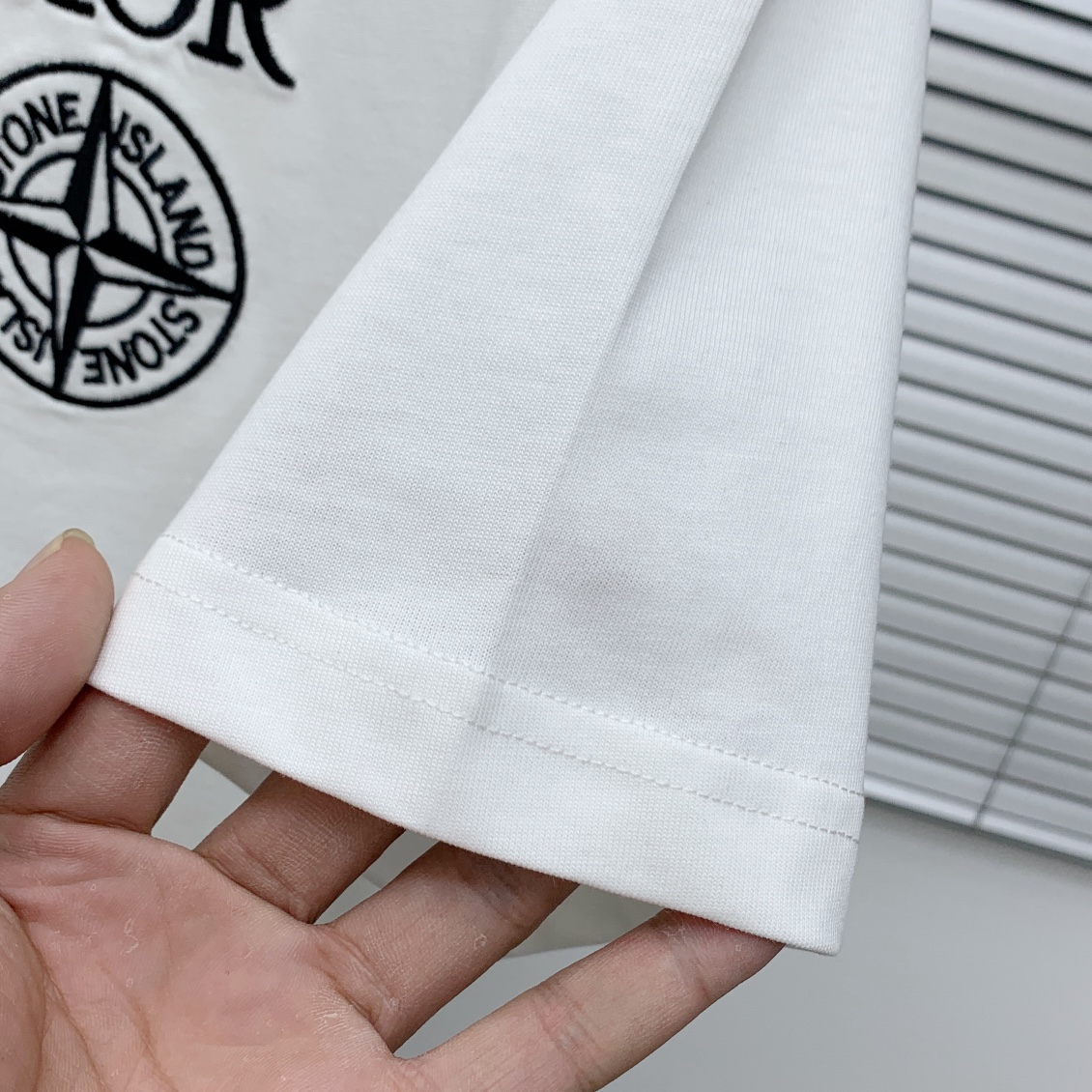 ss迪奥纯棉最新面料（最高版本）经典标识图案logo时尚简约潮流短袖，最顶级的品质专柜原单短袖，顶级制作