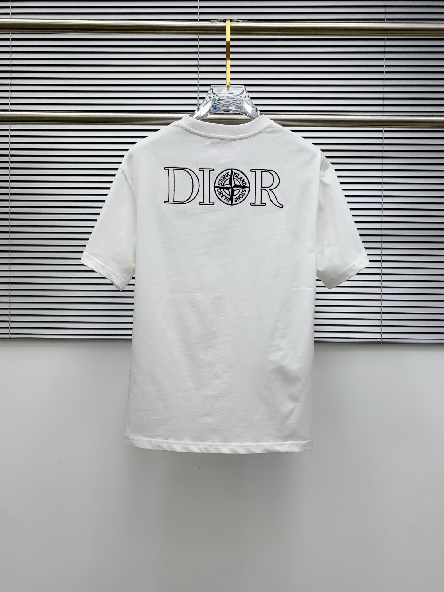 ss迪奥纯棉最新面料（最高版本）经典标识图案logo时尚简约潮流短袖，最顶级的品质专柜原单短袖，顶级制作
