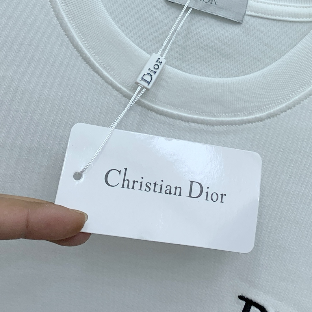 ss迪奥纯棉最新面料（最高版本）经典标识图案logo时尚简约潮流短袖，最顶级的品质专柜原单短袖，顶级制作