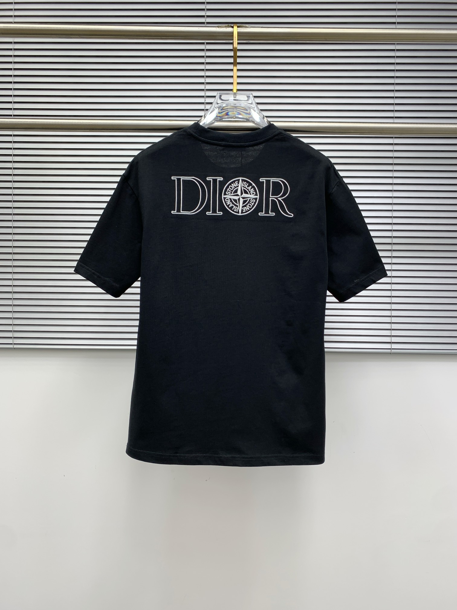 ss迪奥纯棉最新面料（最高版本）经典标识图案logo时尚简约潮流短袖，最顶级的品质专柜原单短袖，顶级制作