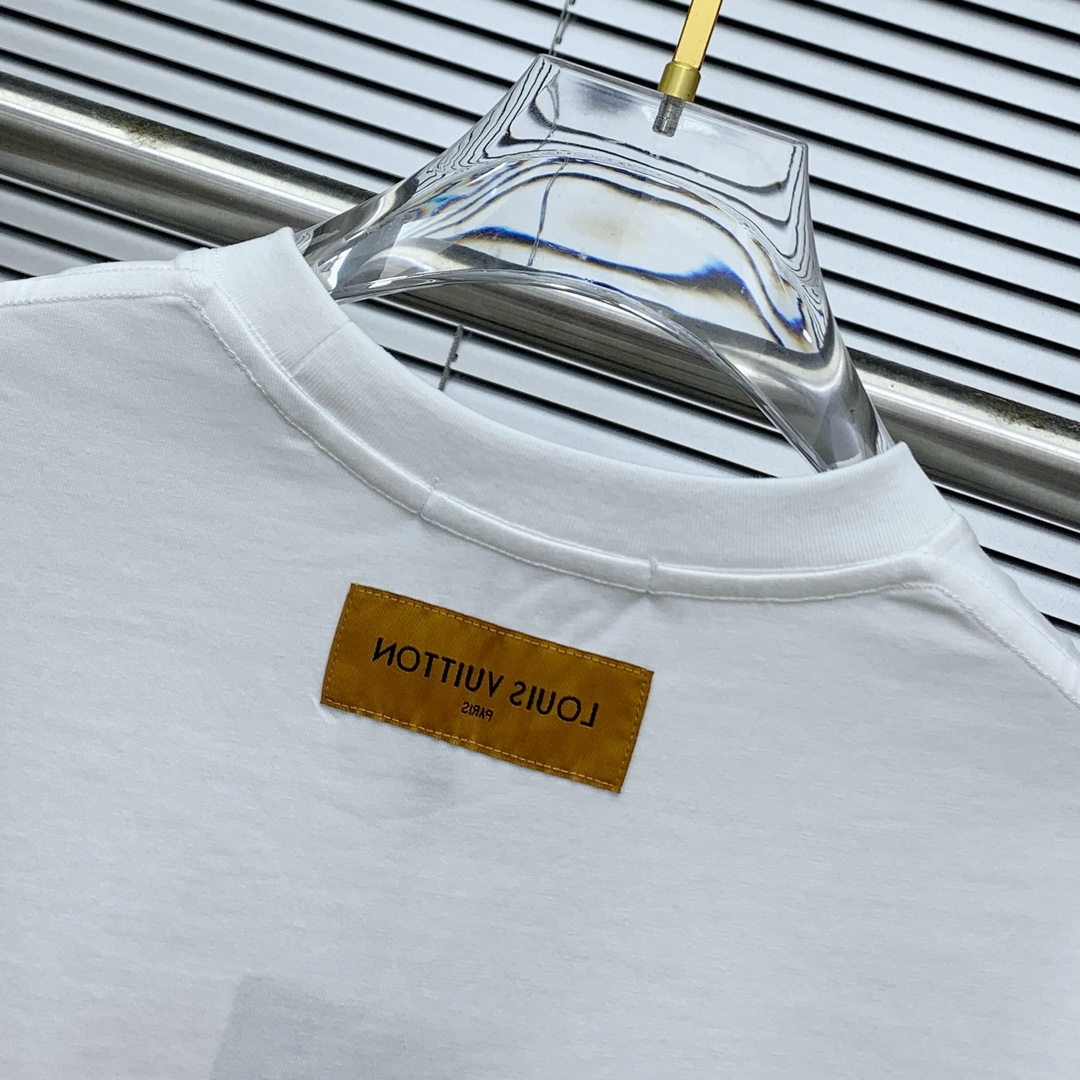 Louis Vuitton Logo Print Cotton T-Shirt - Classic & Stylish 9 i1740417396 7899 10