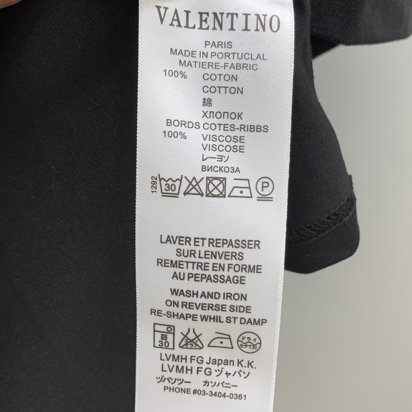 🌾ss华伦天奴纯棉最新面料（最高版本）经典标识图案logo时尚简约潮流短袖，最顶级的品质专柜原单短袖，顶